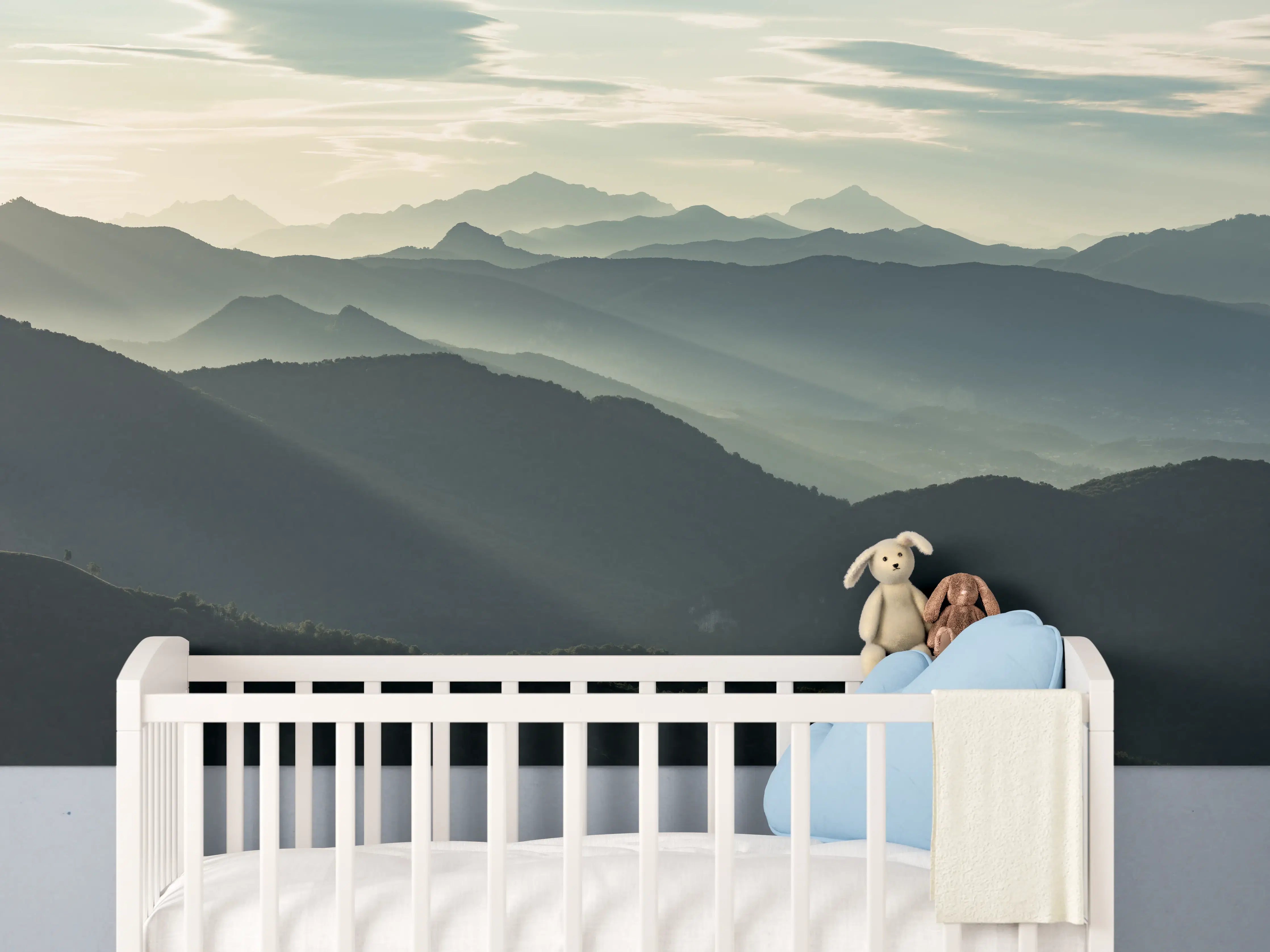 Babyzimmer Wandgestaltung - Alpen Morgenlicht Silhouetten