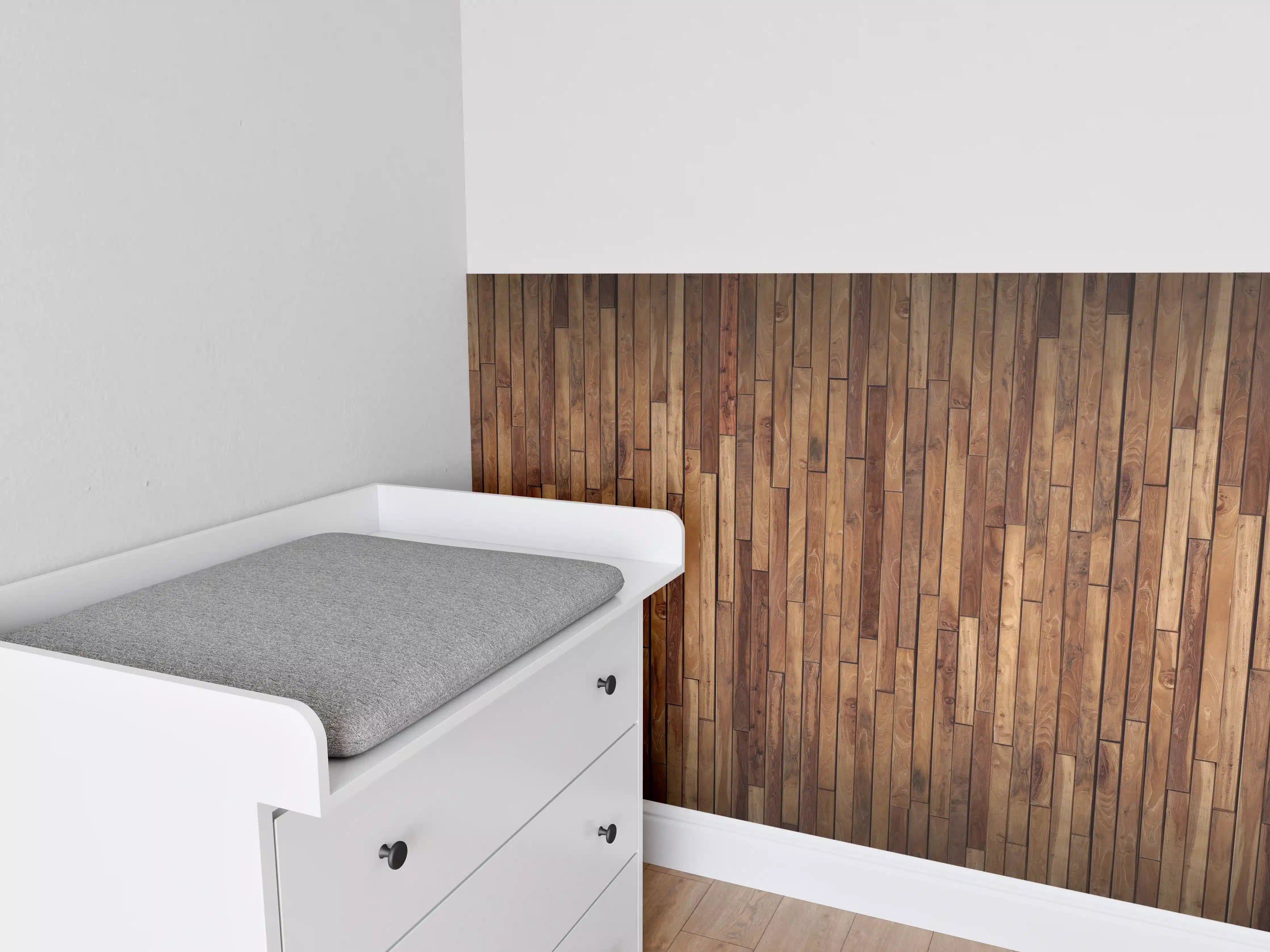 Babyzimmer Wandgestaltung - Alte Kiefernholz Planken
