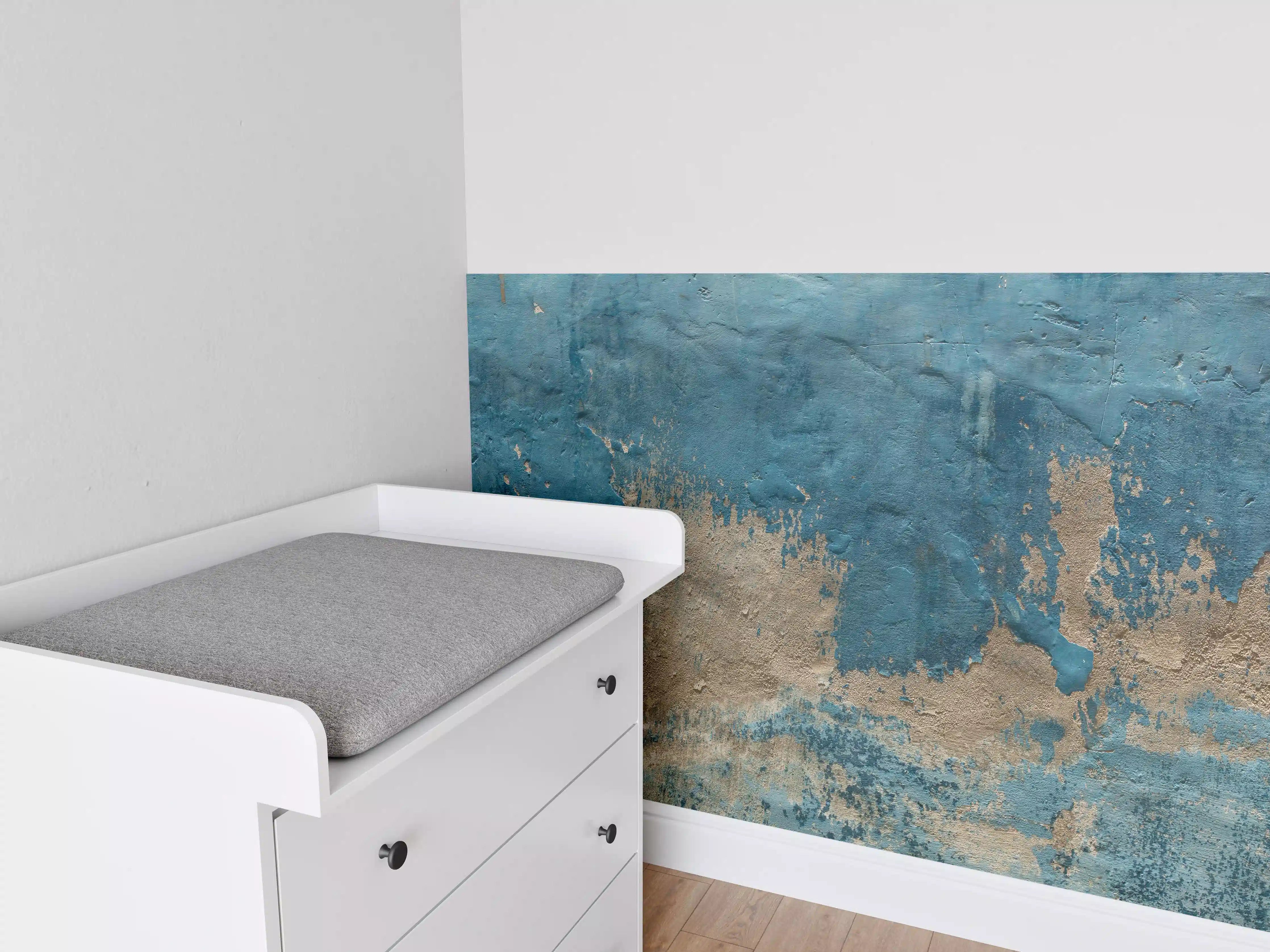 Babyzimmer Wandgestaltung - Alte Wand mit kaputtem Putz