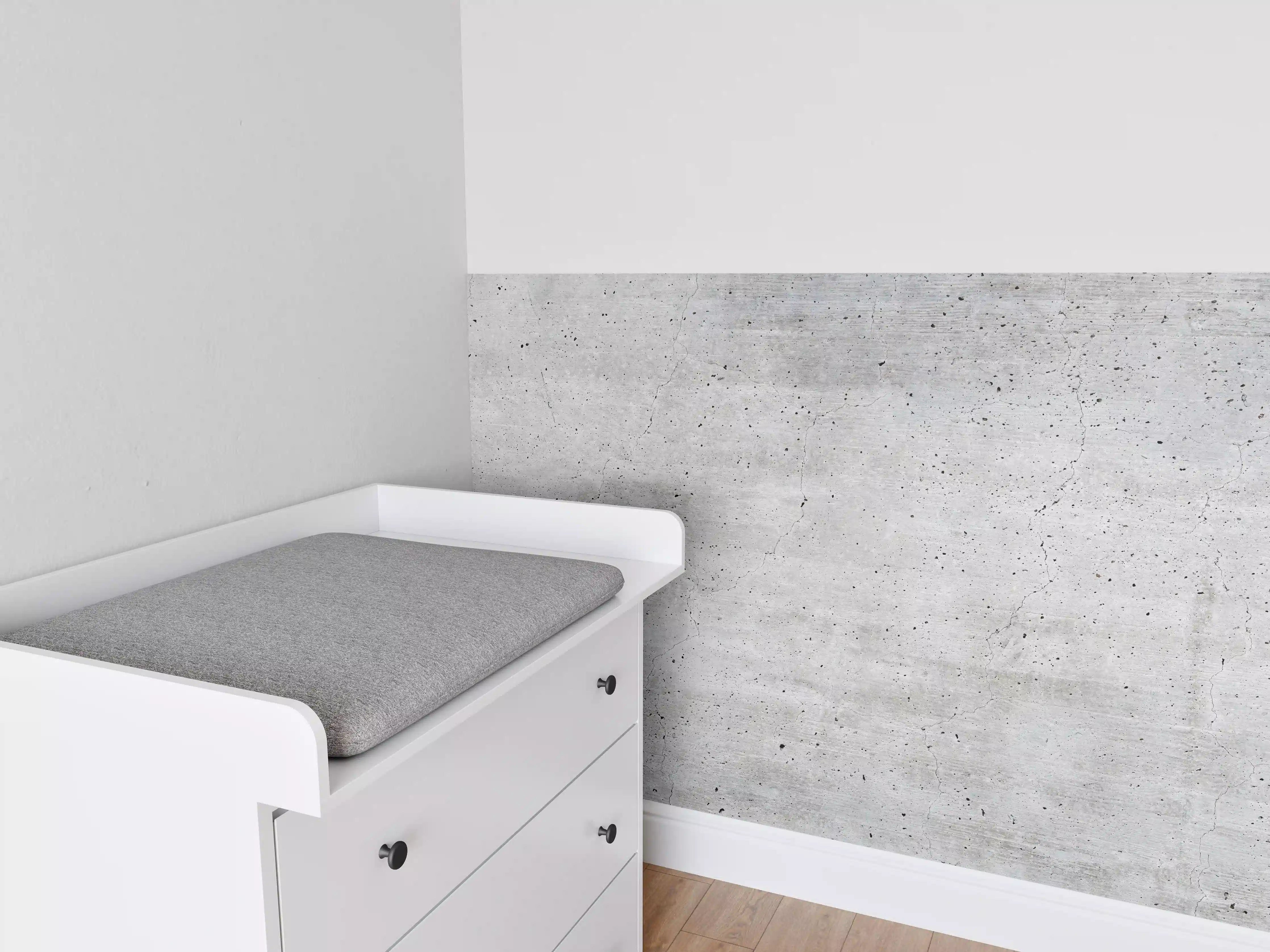 Babyzimmer Wandgestaltung - Alte gräuliche Betonmauer