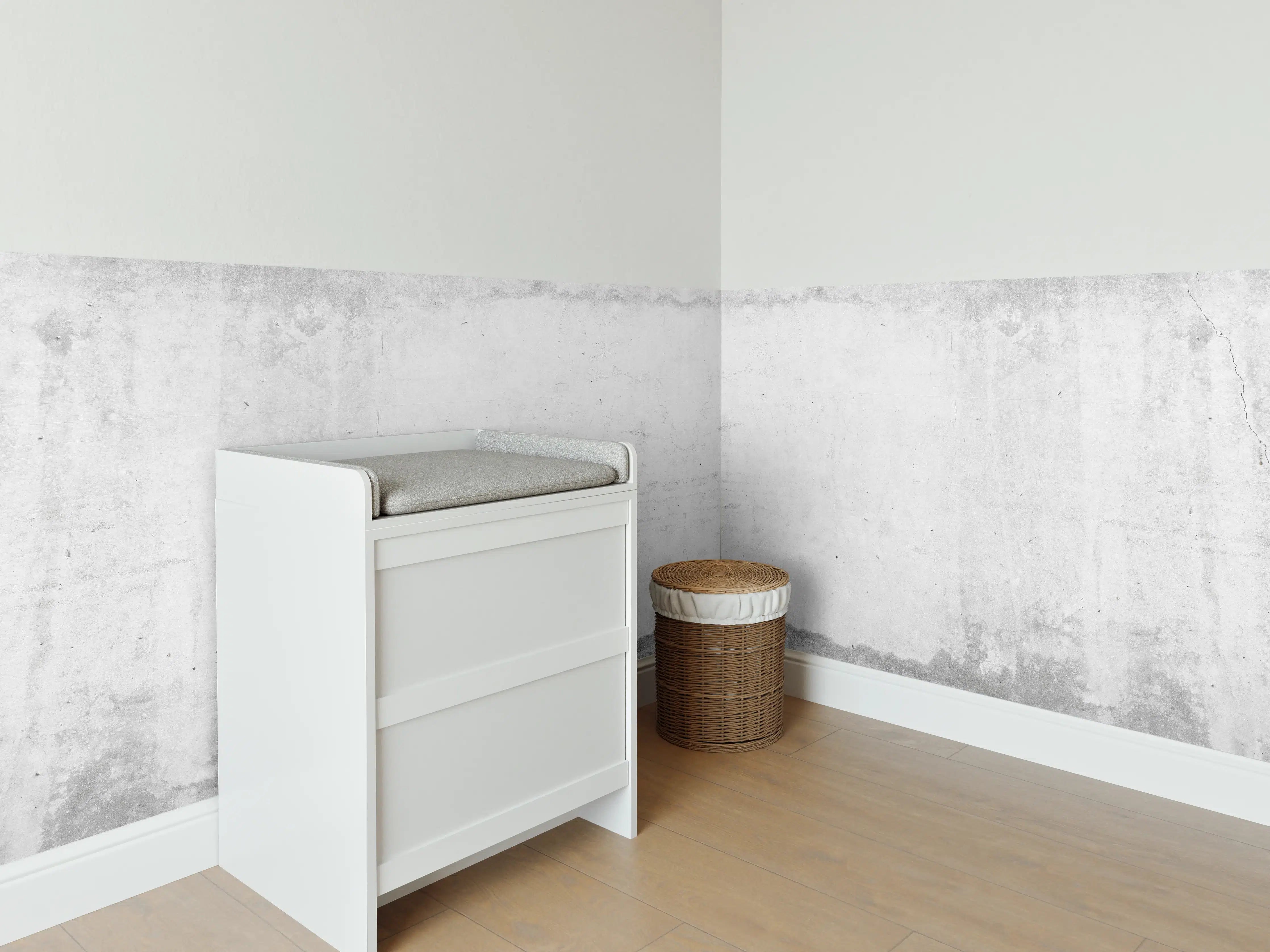 Babyzimmer Wandgestaltung - Alte schmutzige Zementwand