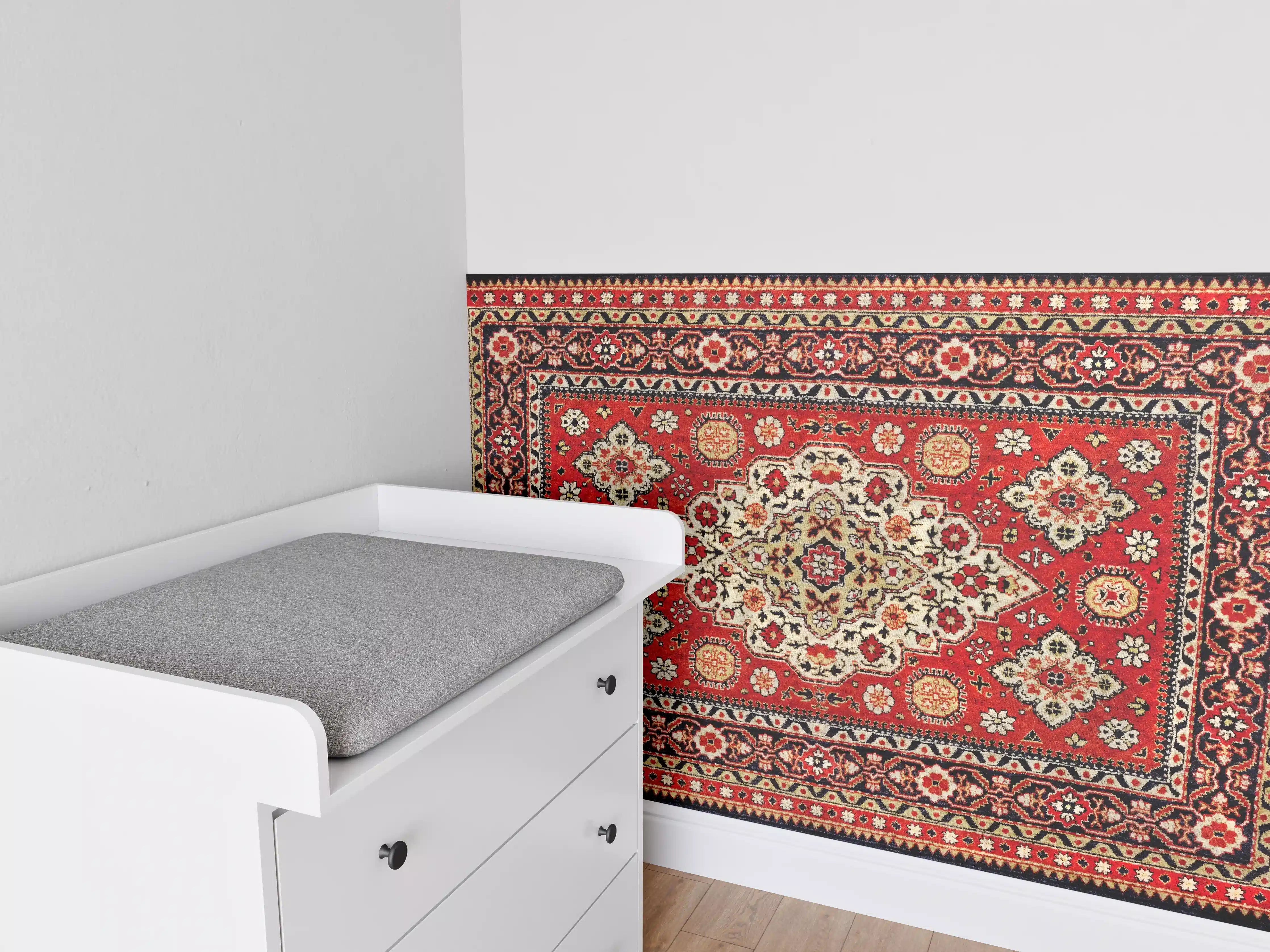 Babyzimmer Wandgestaltung - Alter roter Perserteppich Textur