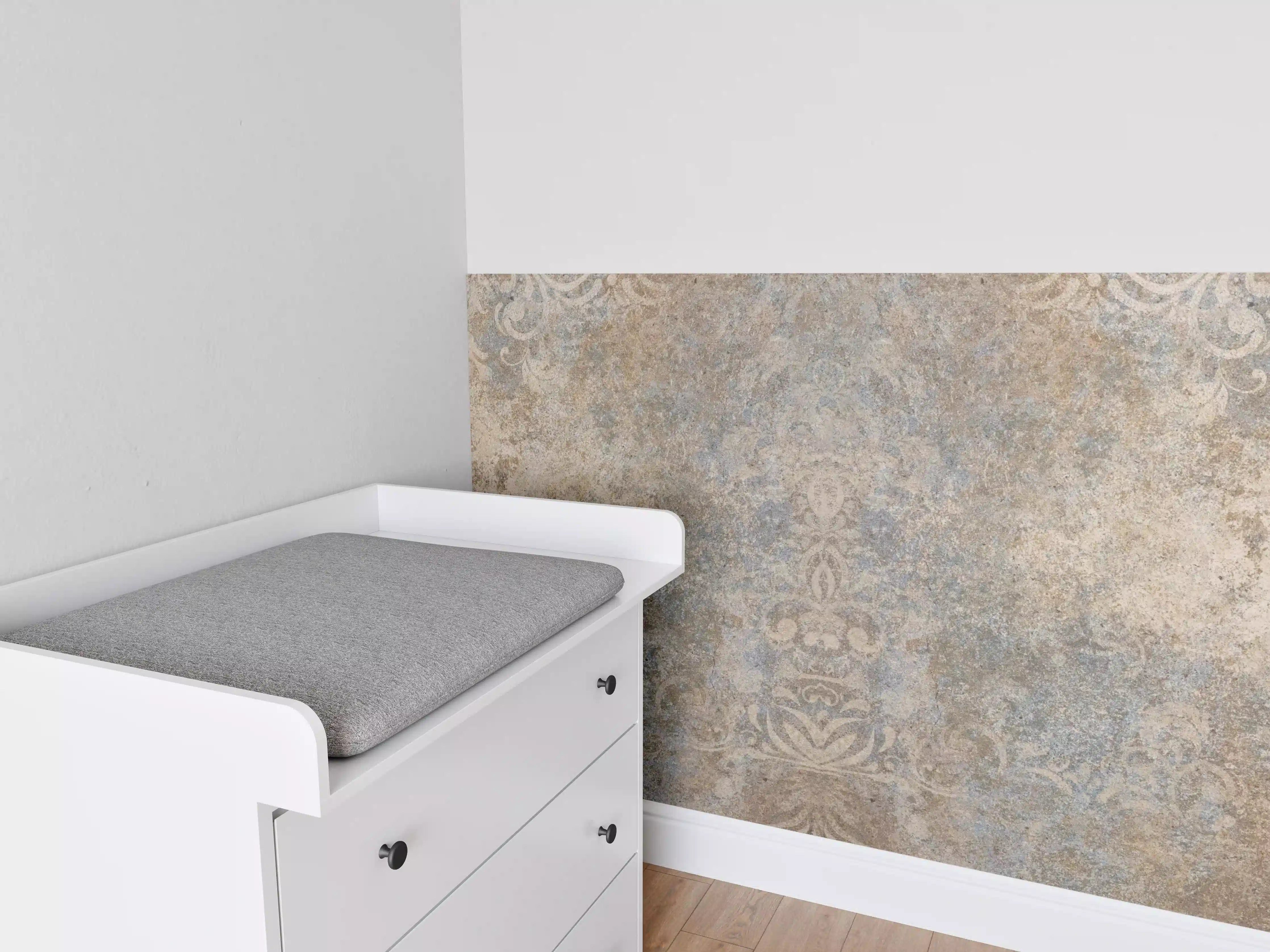 Babyzimmer Wandgestaltung - Altes abgenutztes Mosaik Motiv