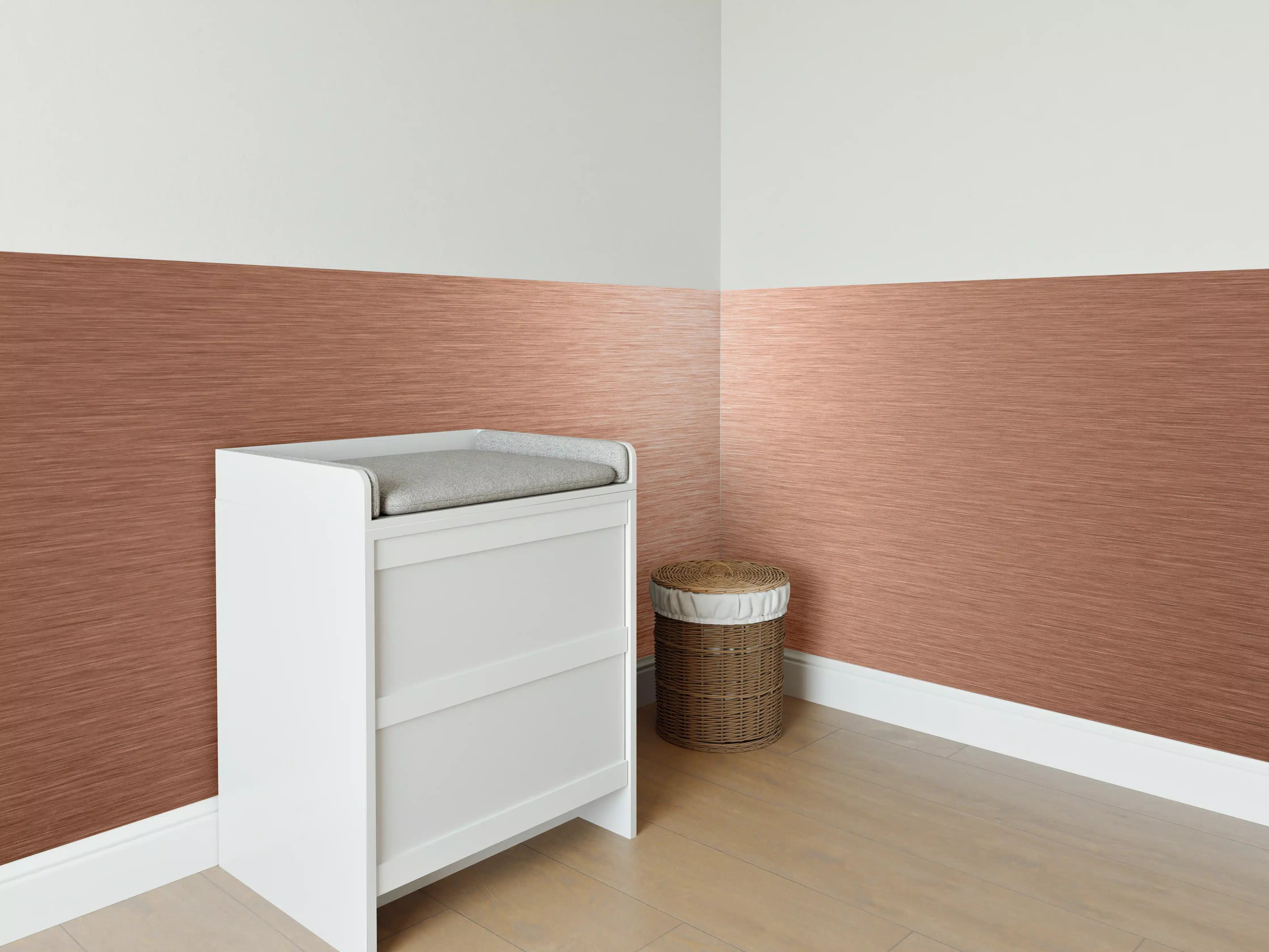 Babyzimmer Wandgestaltung - Alu gebürstet kupferfarbig