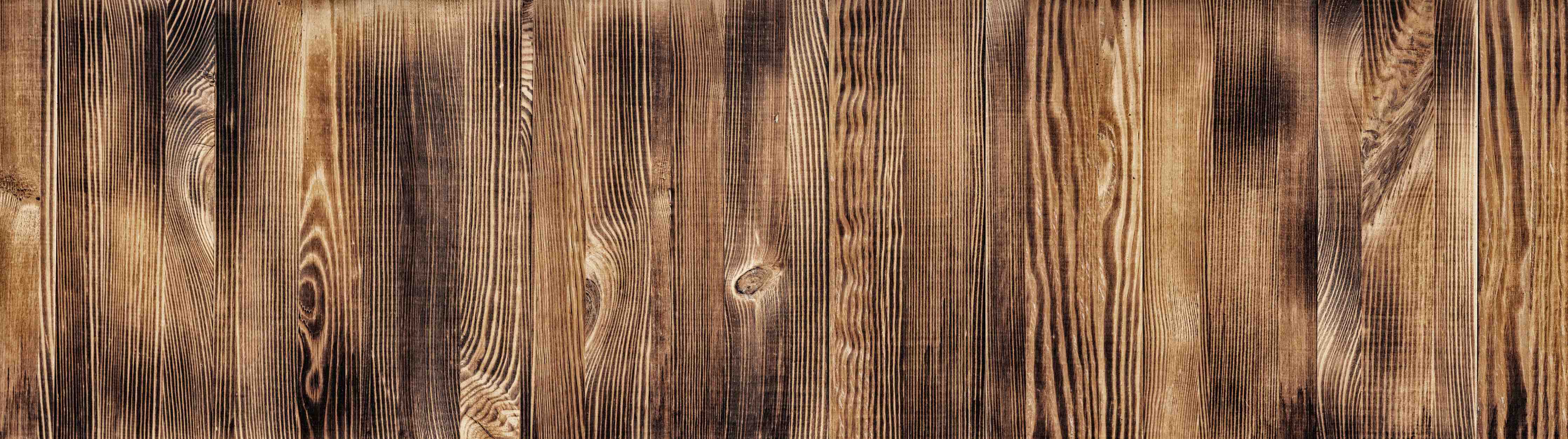 Babyzimmer Wandgestaltung-Angebrannte Naturholzplatte
