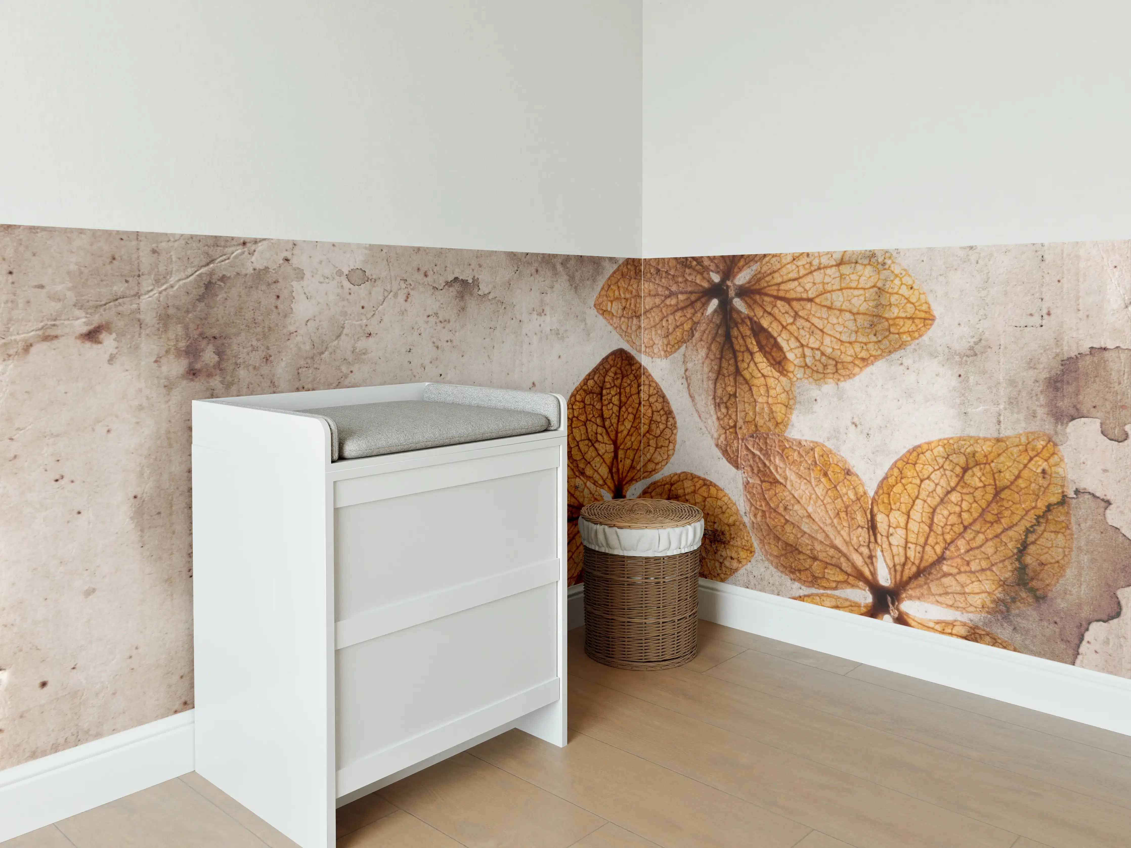 Babyzimmer Wandgestaltung - Antik Stil Trocken-Hortensien