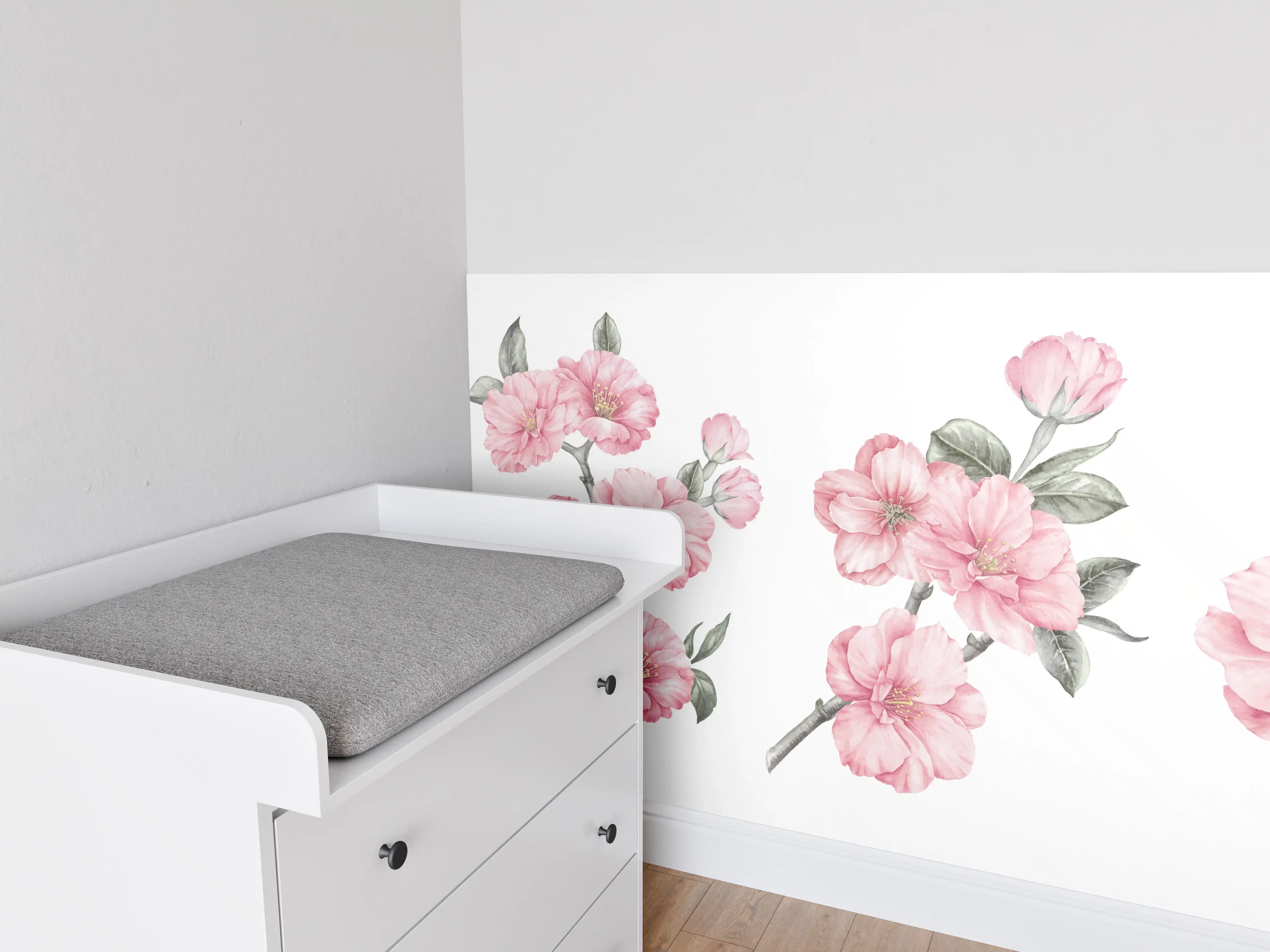 Babyzimmer Wandgestaltung - Aquarellelemente von blühenden Sakura