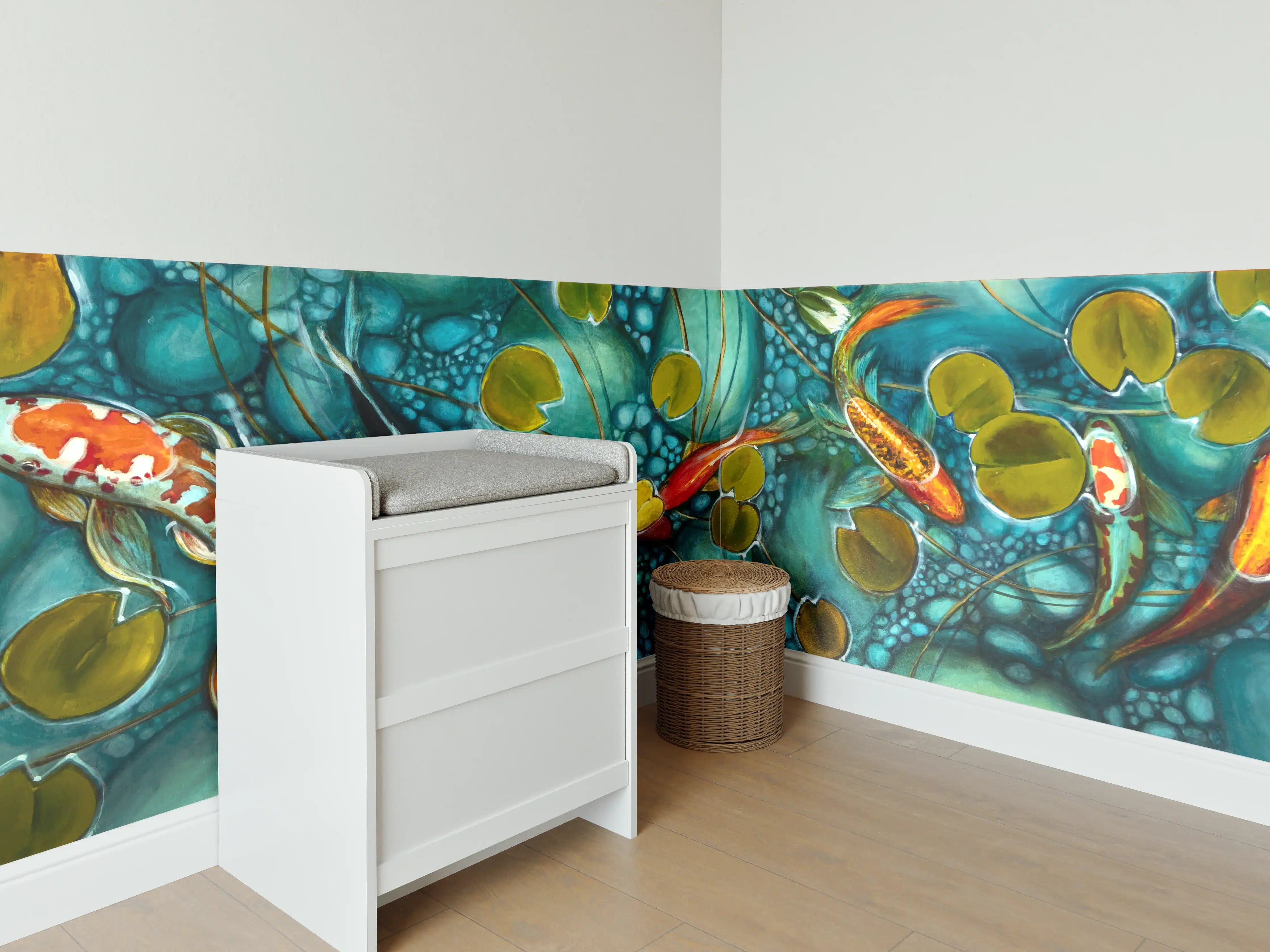 Babyzimmer Wandgestaltung - Aquarien-Kunstwerk mit Wasserpflanzen und Fischen