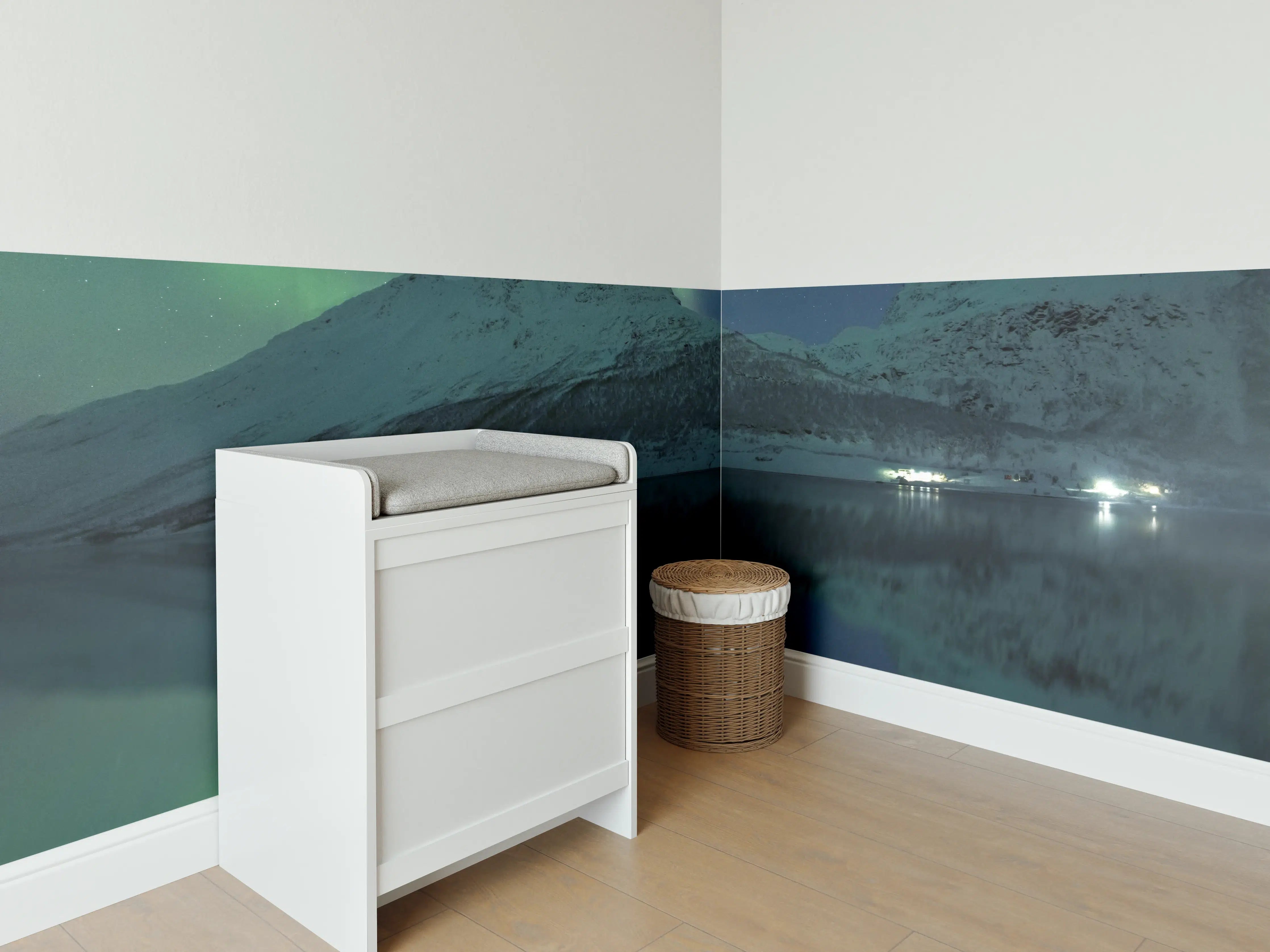 Babyzimmer Wandgestaltung - Aurora Borealis Reflexion