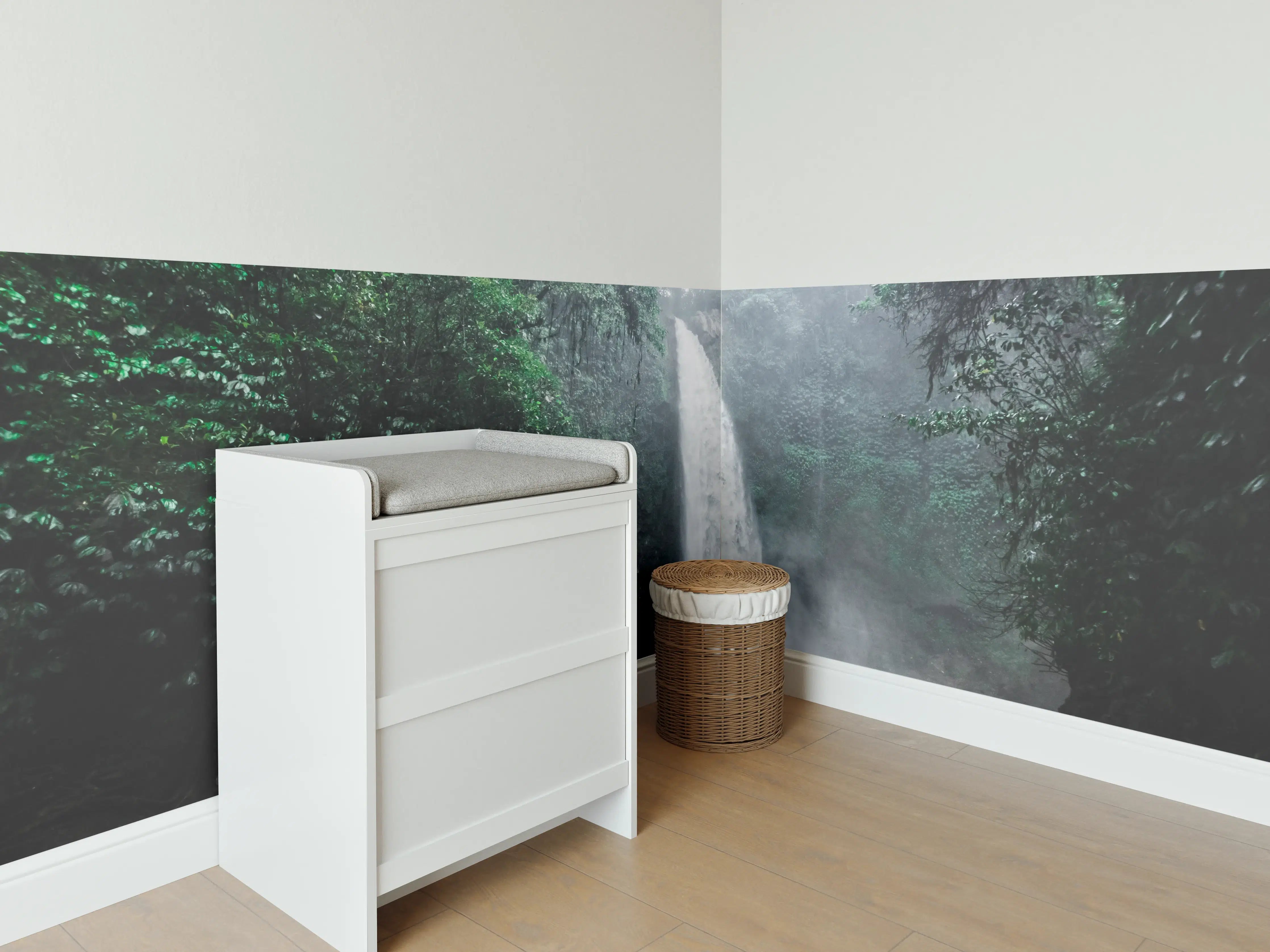 Babyzimmer Wandgestaltung - Bali-Wasserfall im tiefen Dschungel