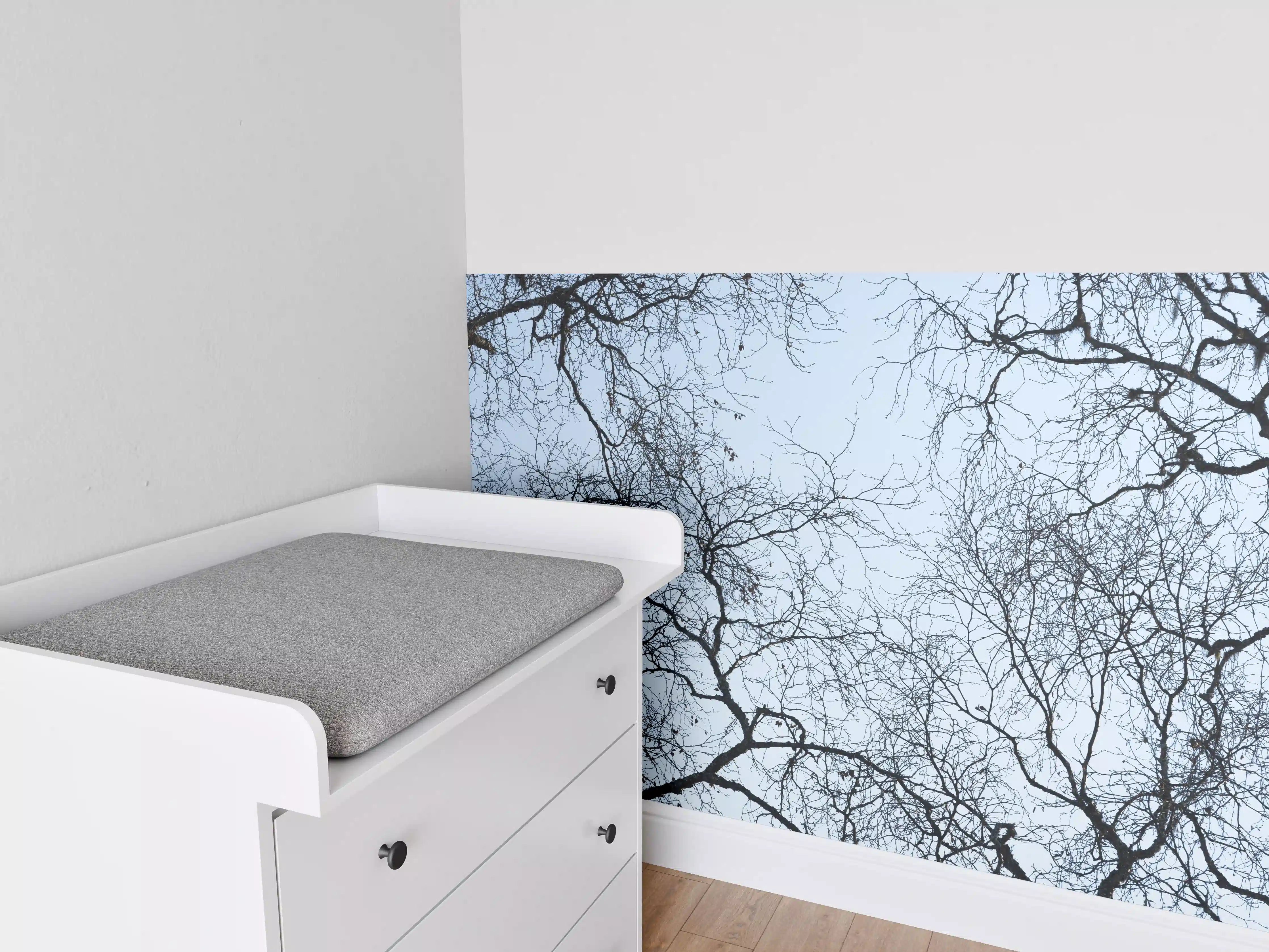 Babyzimmer Wandgestaltung - Baumkronen-Konturen Himmelblau