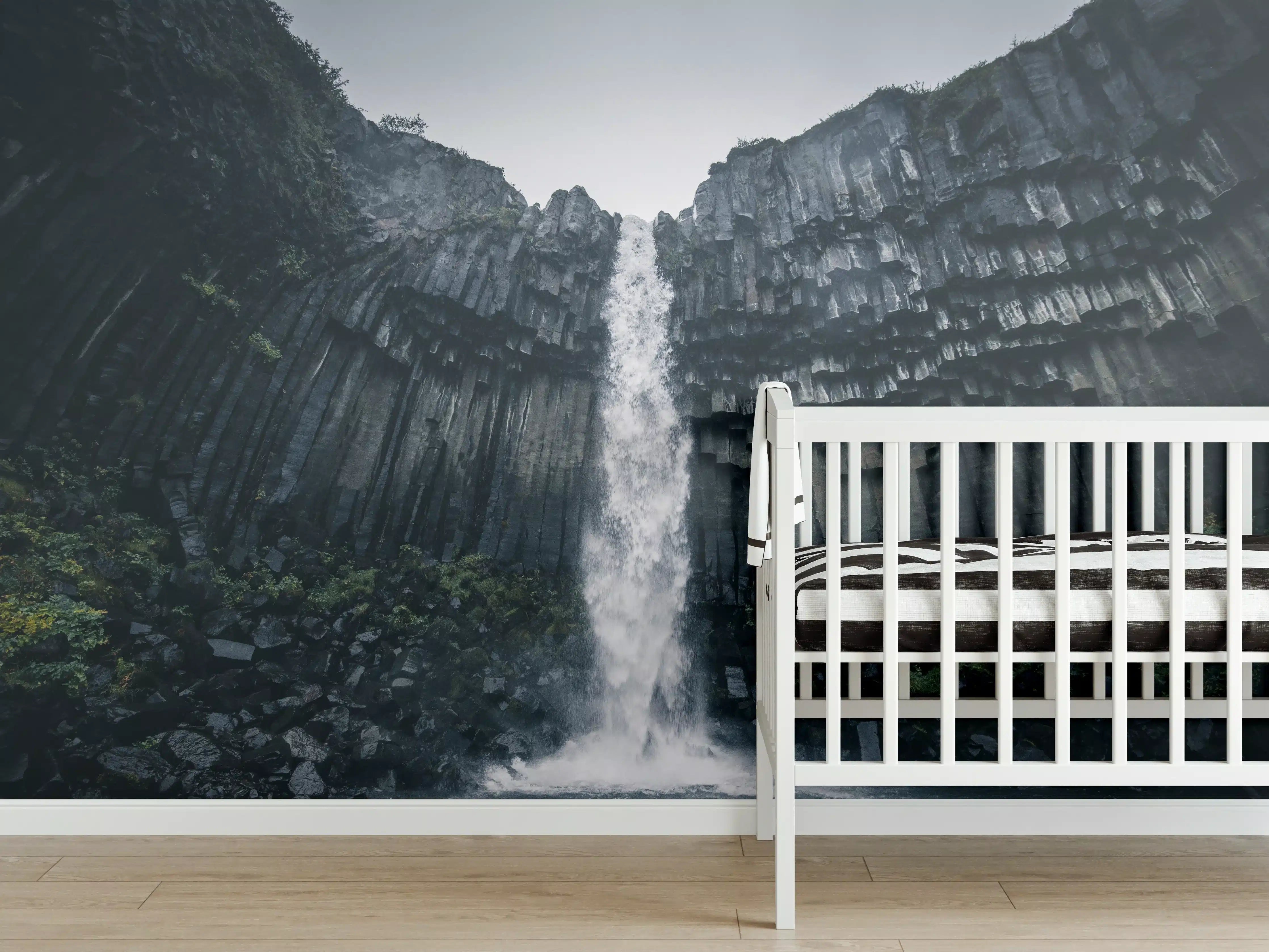 Babyzimmer Wandgestaltung - Beeindruckender Svartifoss Wasserfall
