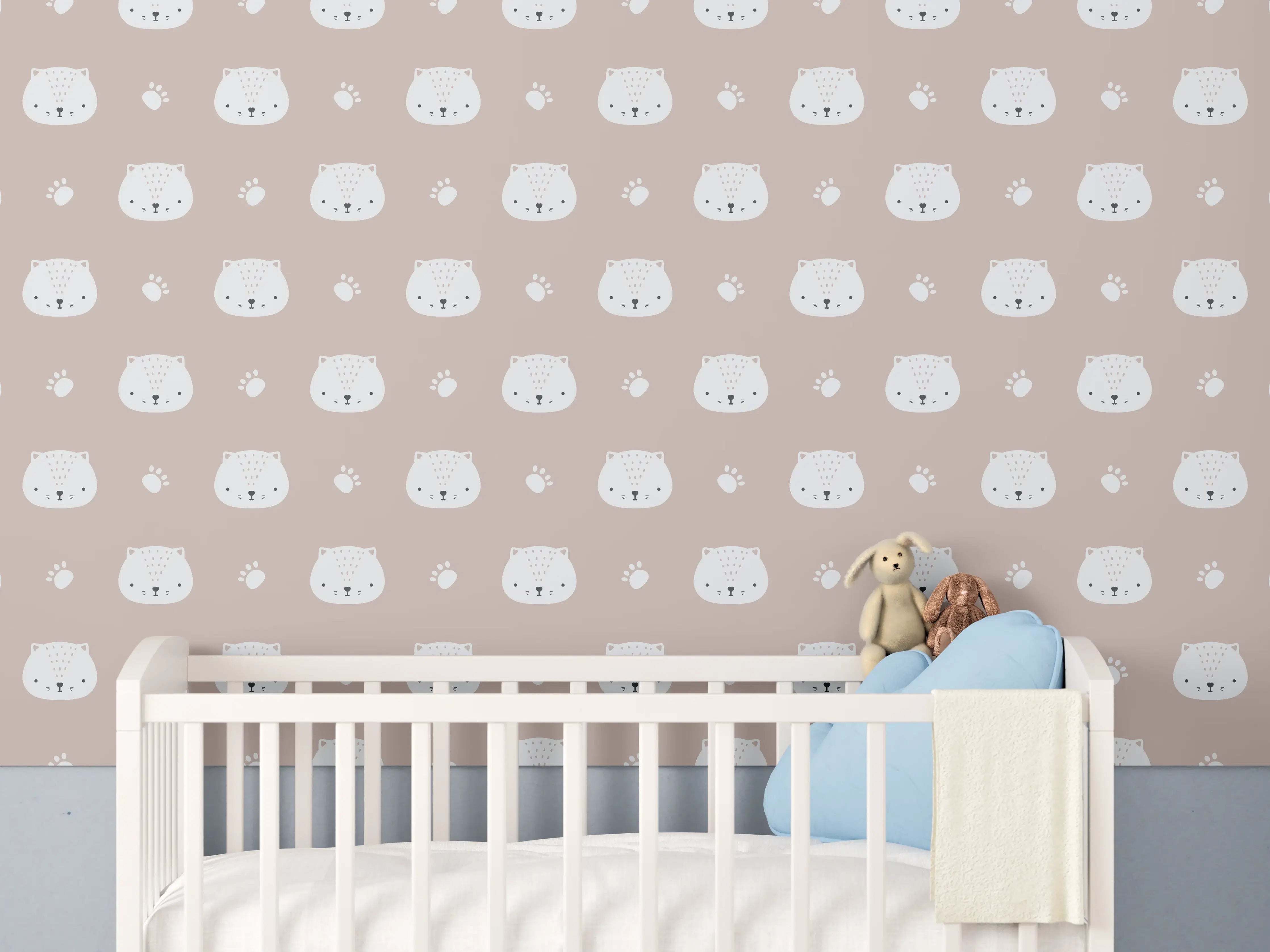 Babyzimmer Wandgestaltung - Beiger Hintergrund mit süßem Katzenmuster