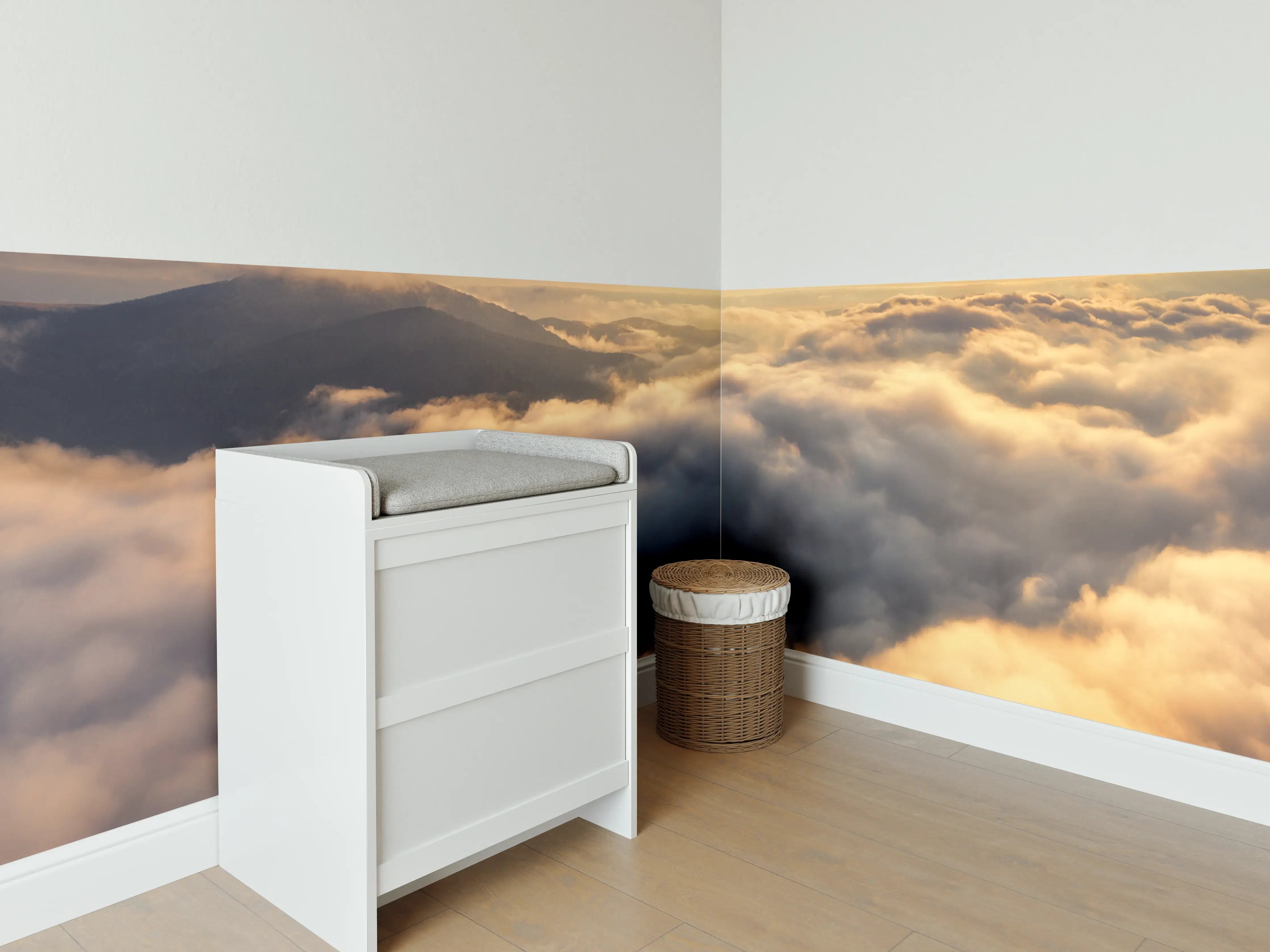 Babyzimmer Wandgestaltung - Berge in Wolken bei Sonnenaufgang  -  Peru
