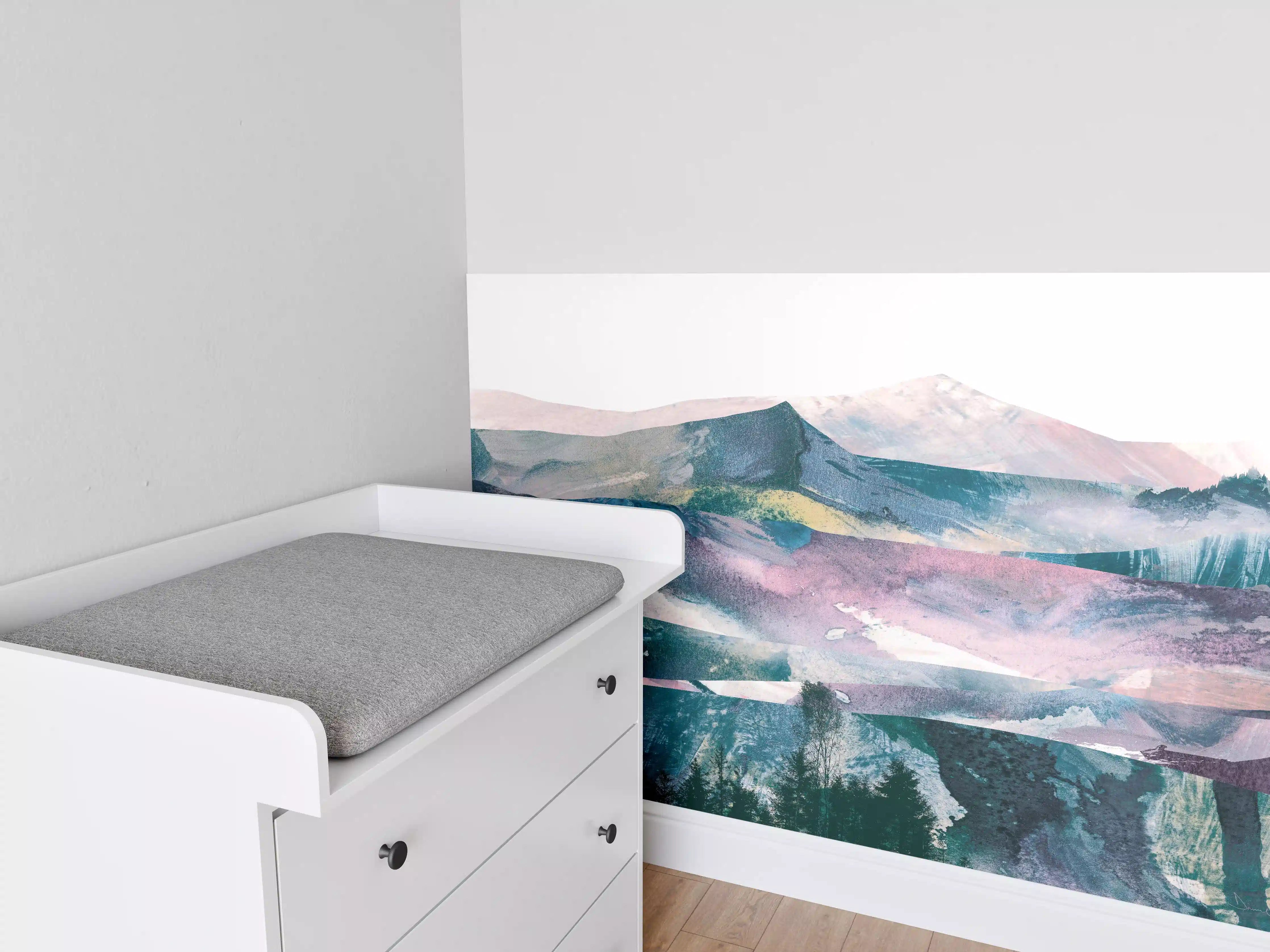 Babyzimmer Wandgestaltung - Bergpanorama in Farbabstraktion