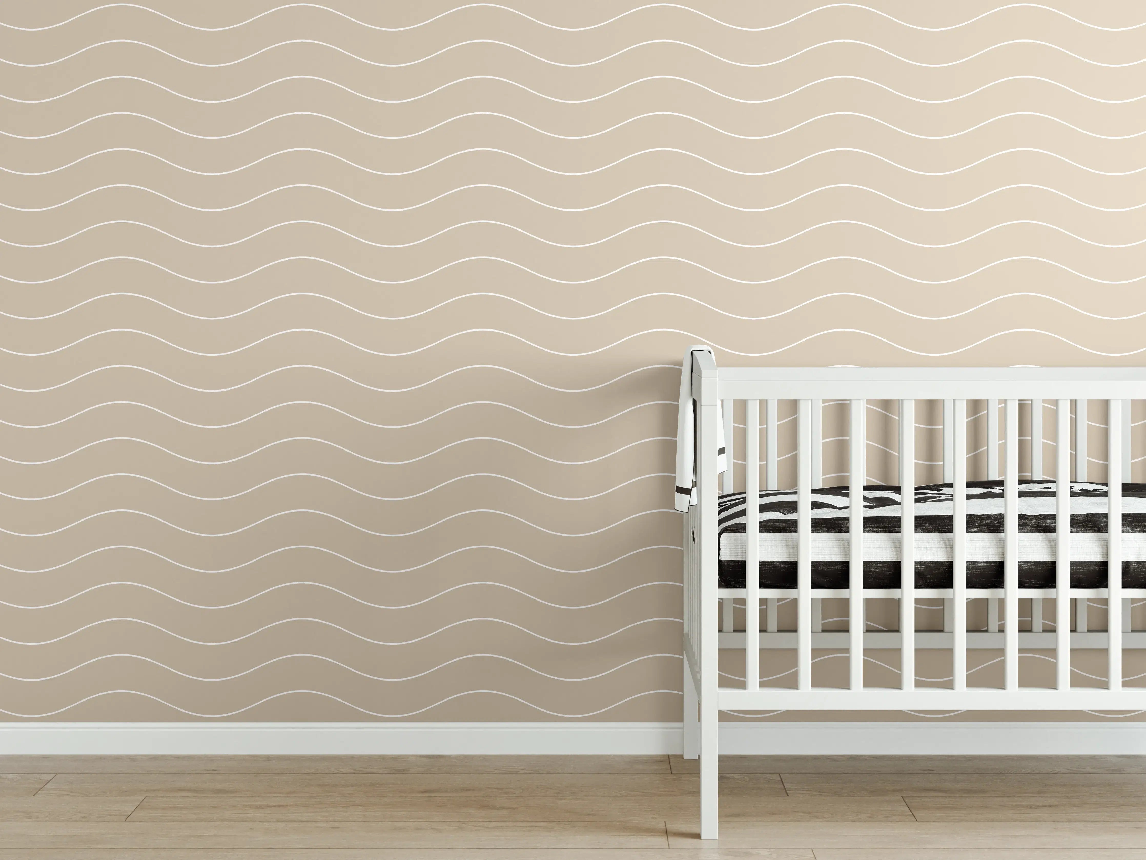 Babyzimmer Wandgestaltung - Beruhigende Wasserwelle in sanften Beige-Tönen