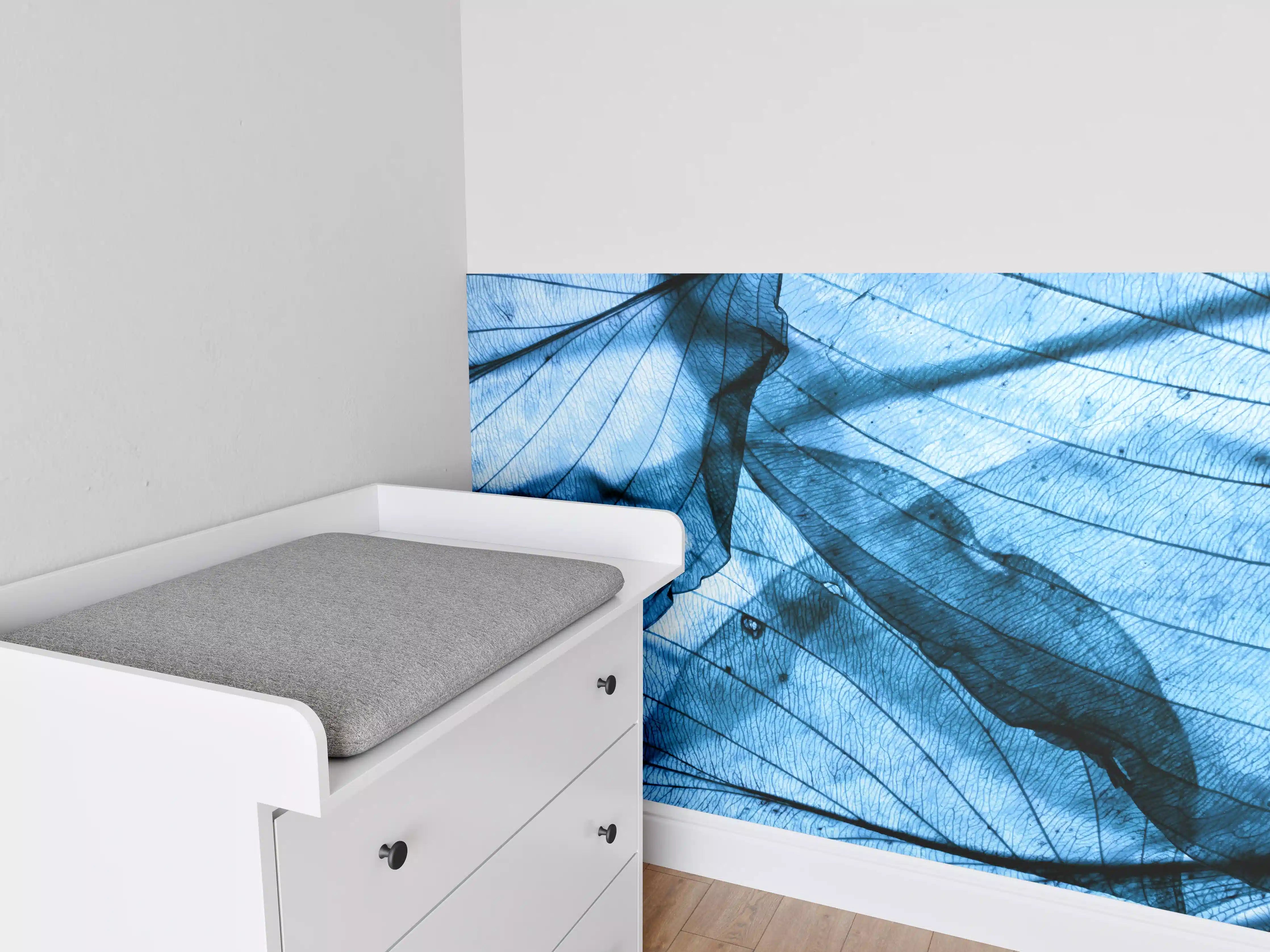 Babyzimmer Wandgestaltung - Blaue Herbstlaub-Makrotextur