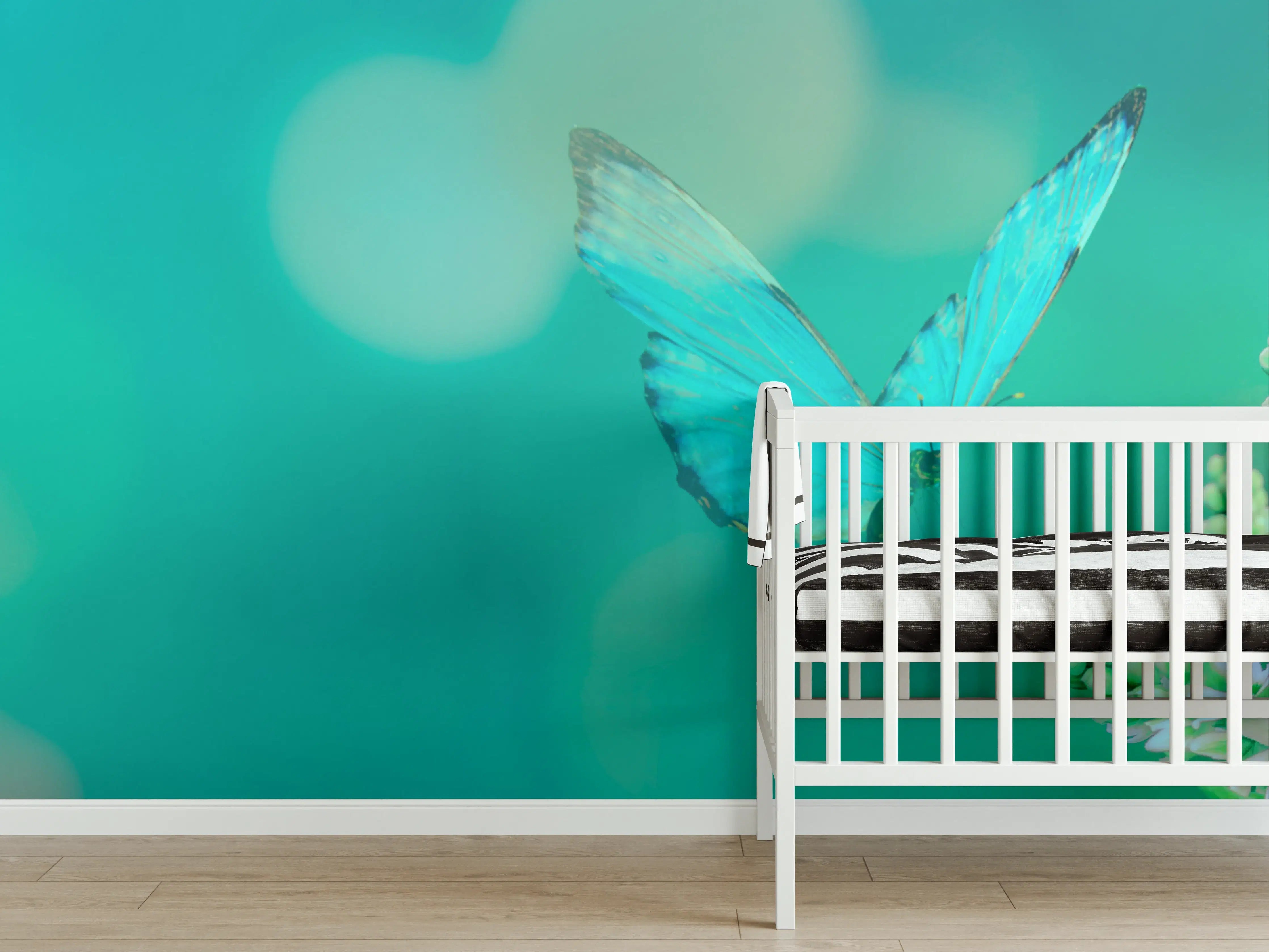Babyzimmer Wandgestaltung - Blaue Schmetterlinge und Blumen in sanften Tönen