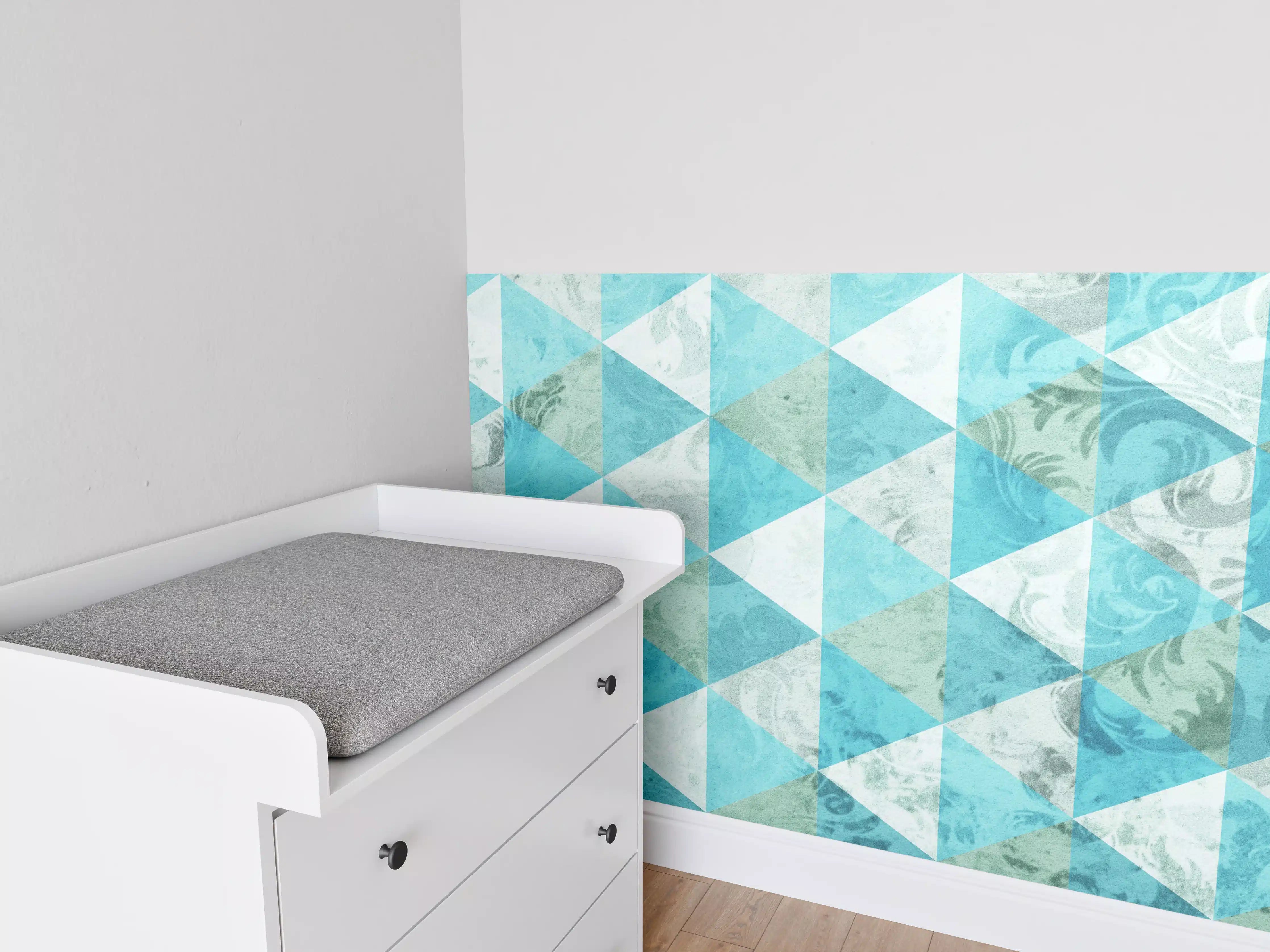 Babyzimmer Wandgestaltung - Blaue geometrische Muster mit Wasserfarbentechnik