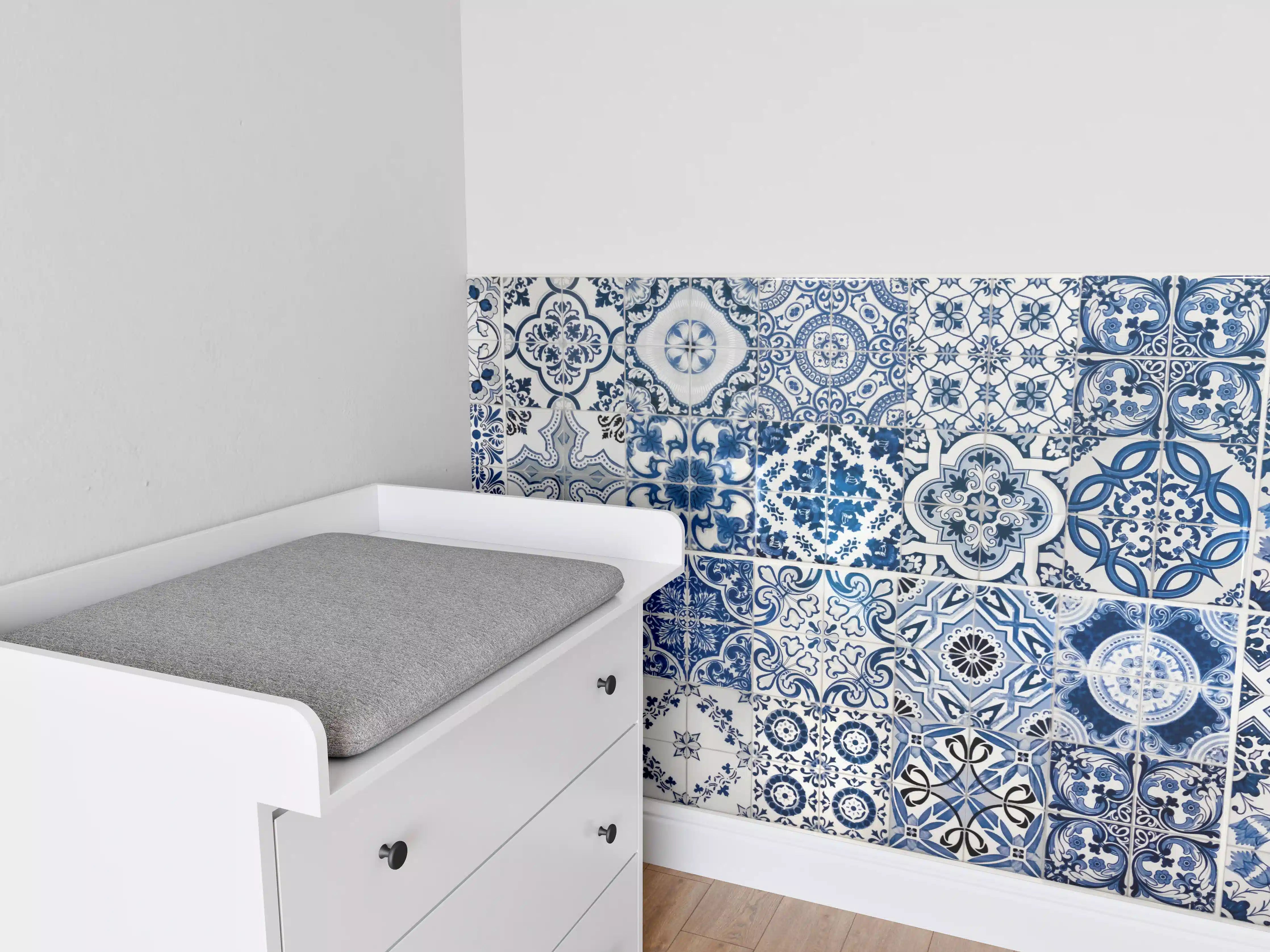 Babyzimmer Wandgestaltung - Blaue portugiesische Azulejo-Fliesen