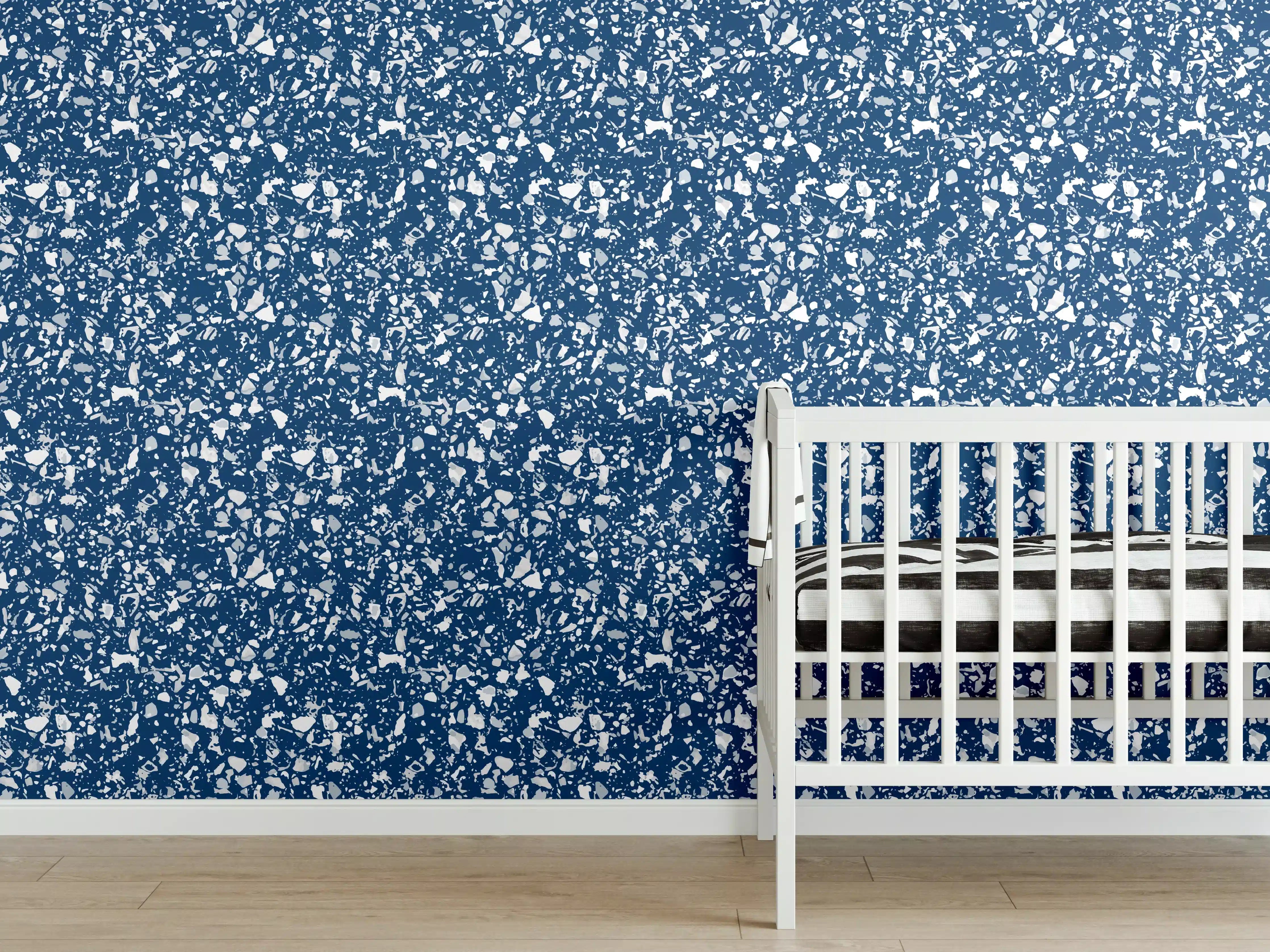 Babyzimmer Wandgestaltung - Blaues Terrazzo mit dunklen Steinoptiken