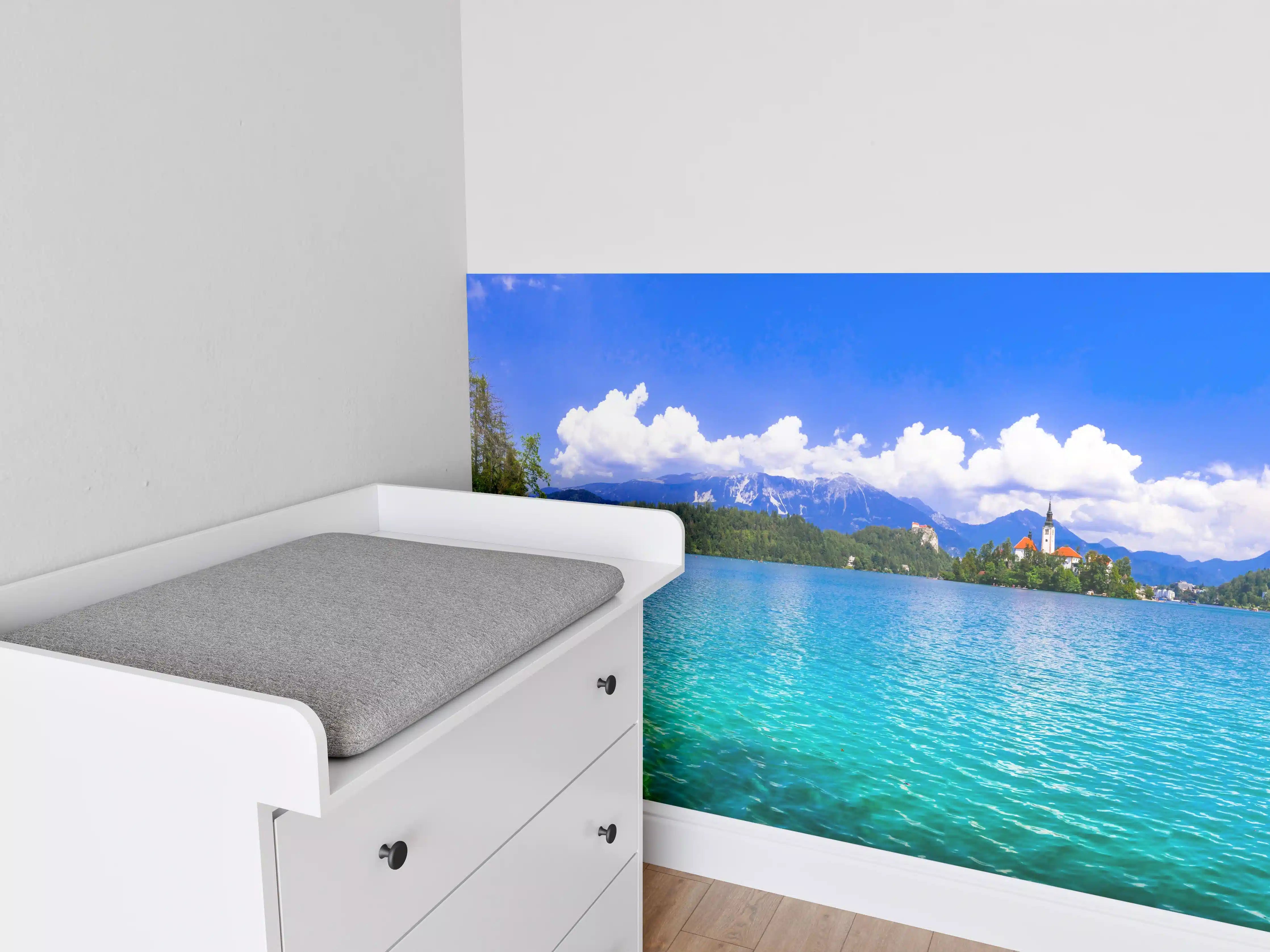 Babyzimmer Wandgestaltung - Bleder See in Slowenien 1