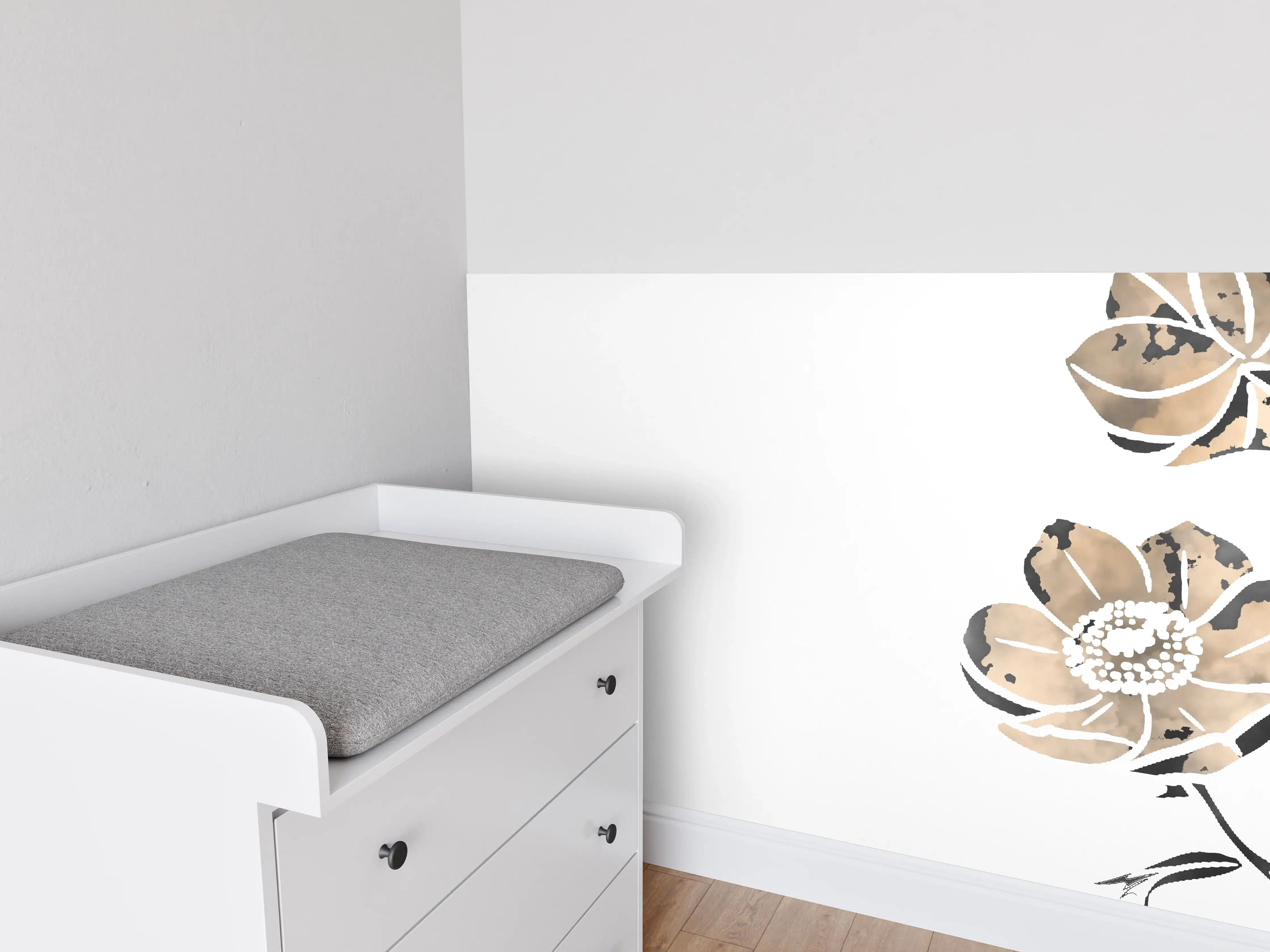 Babyzimmer Wandgestaltung - Blumen auf weißem Hintergrund - Aquarell