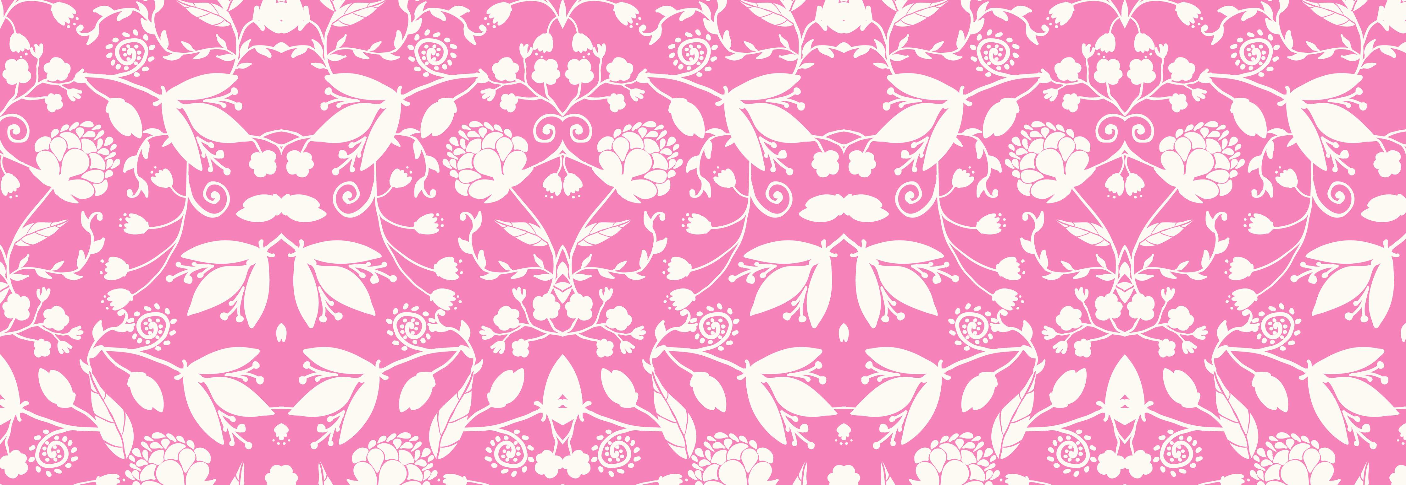 Babyzimmer Wandgestaltung-Blumenmuster auf rosa Hintergrund