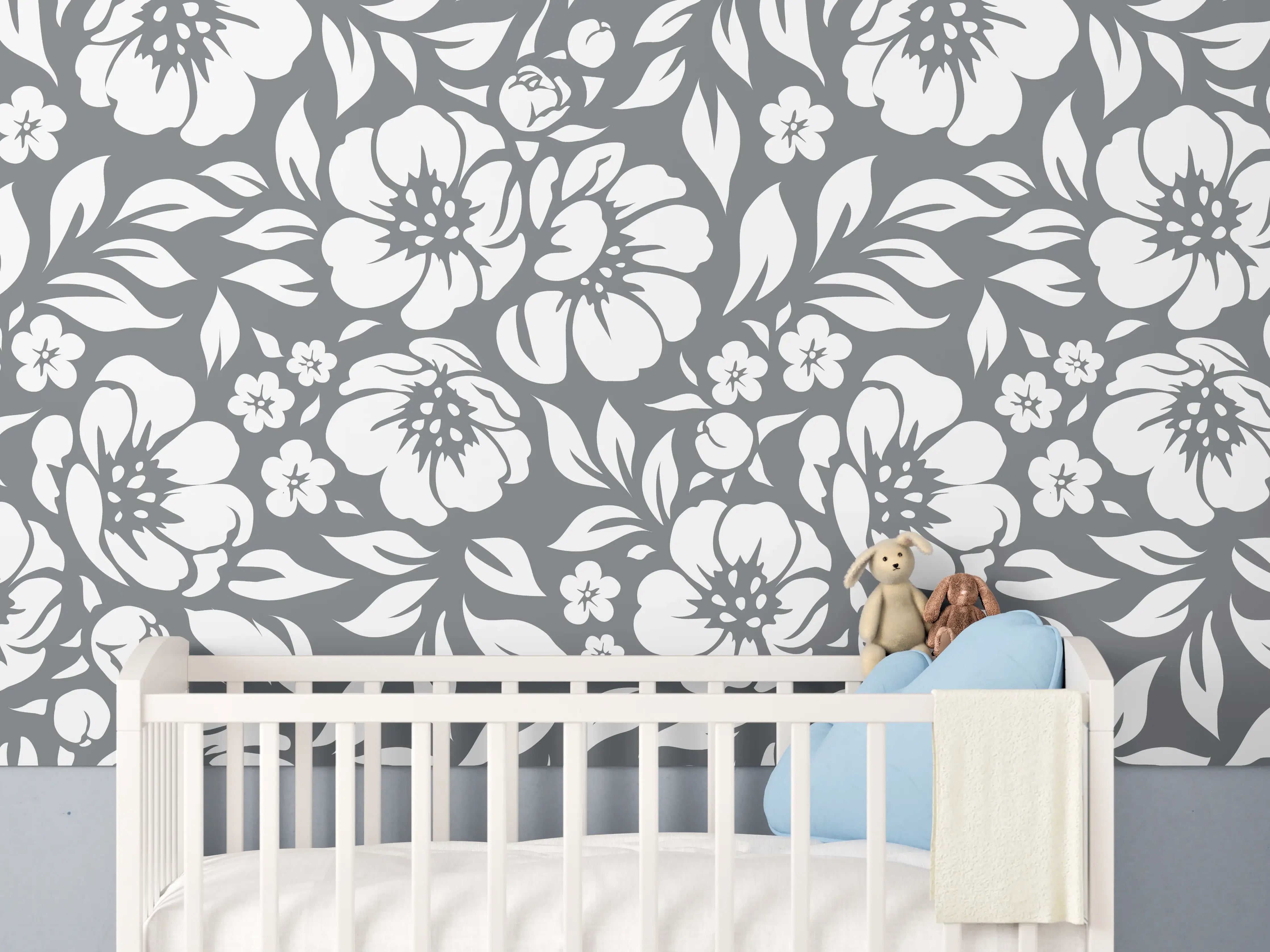 Babyzimmer Wandgestaltung - Blumenmuster in Grau und Weiß