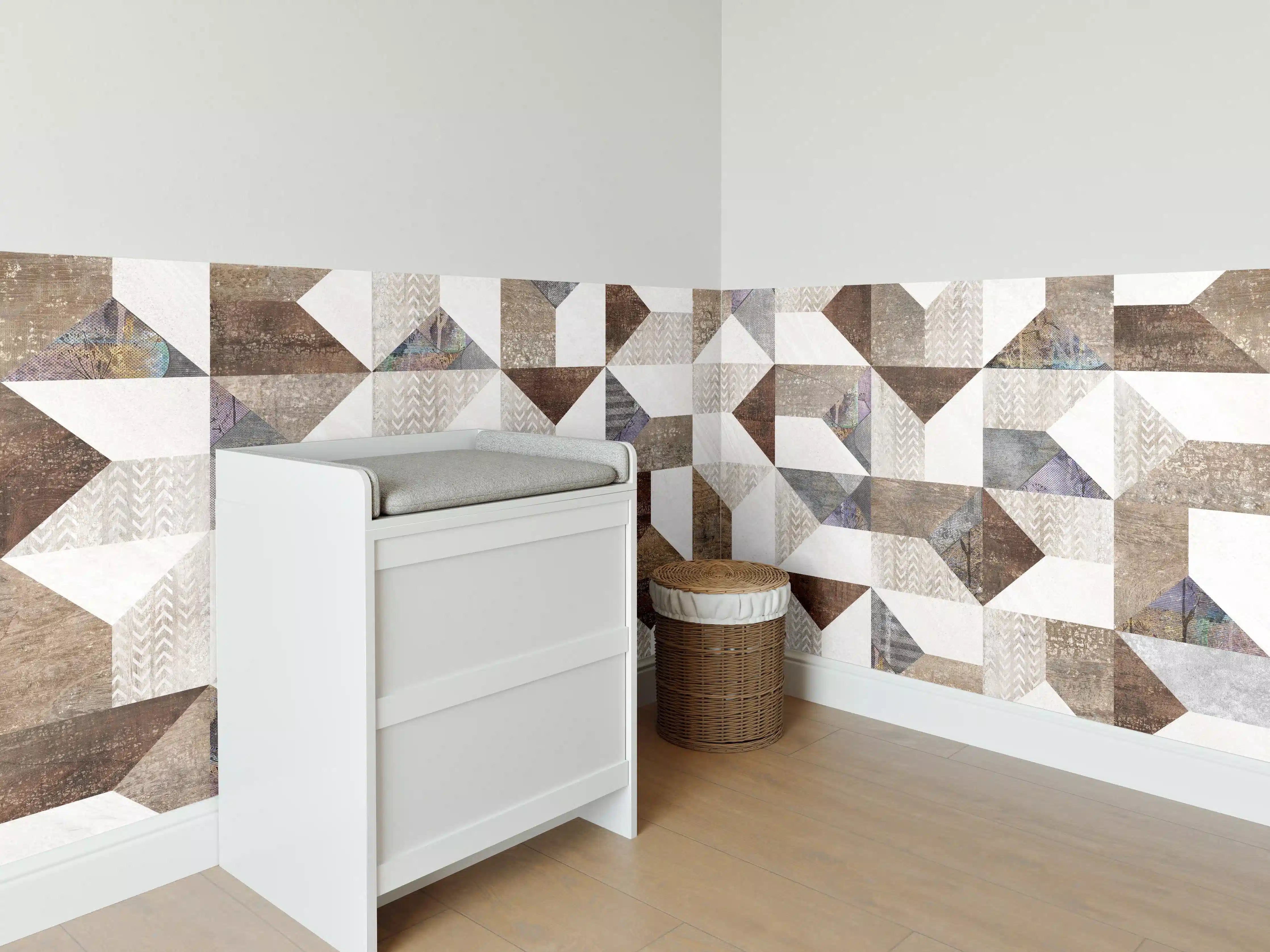 Babyzimmer Wandgestaltung - Bräunliches Fliesenmuster