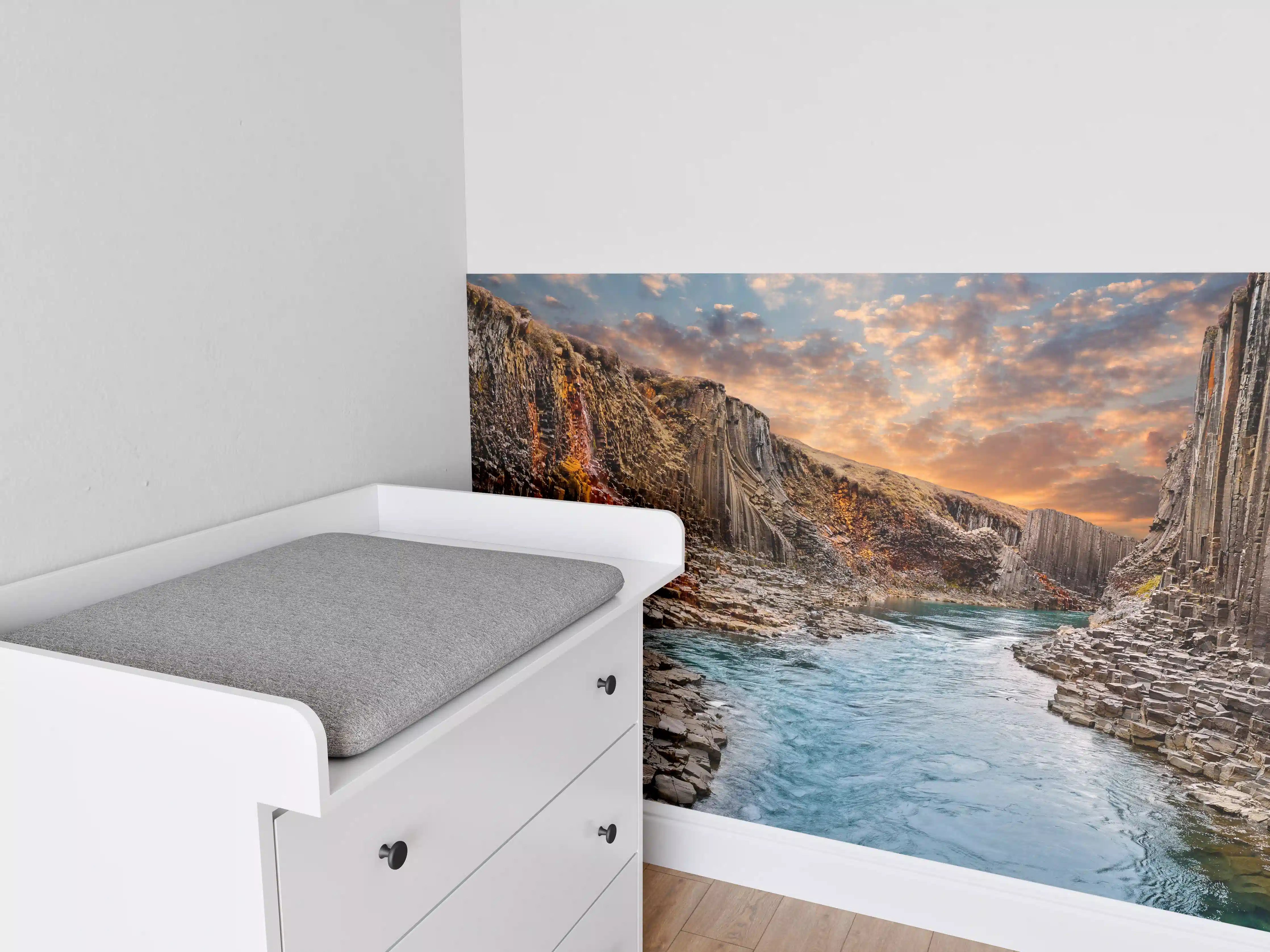 Babyzimmer Wandgestaltung - Brillante Aussicht auf die Basaltschlucht 