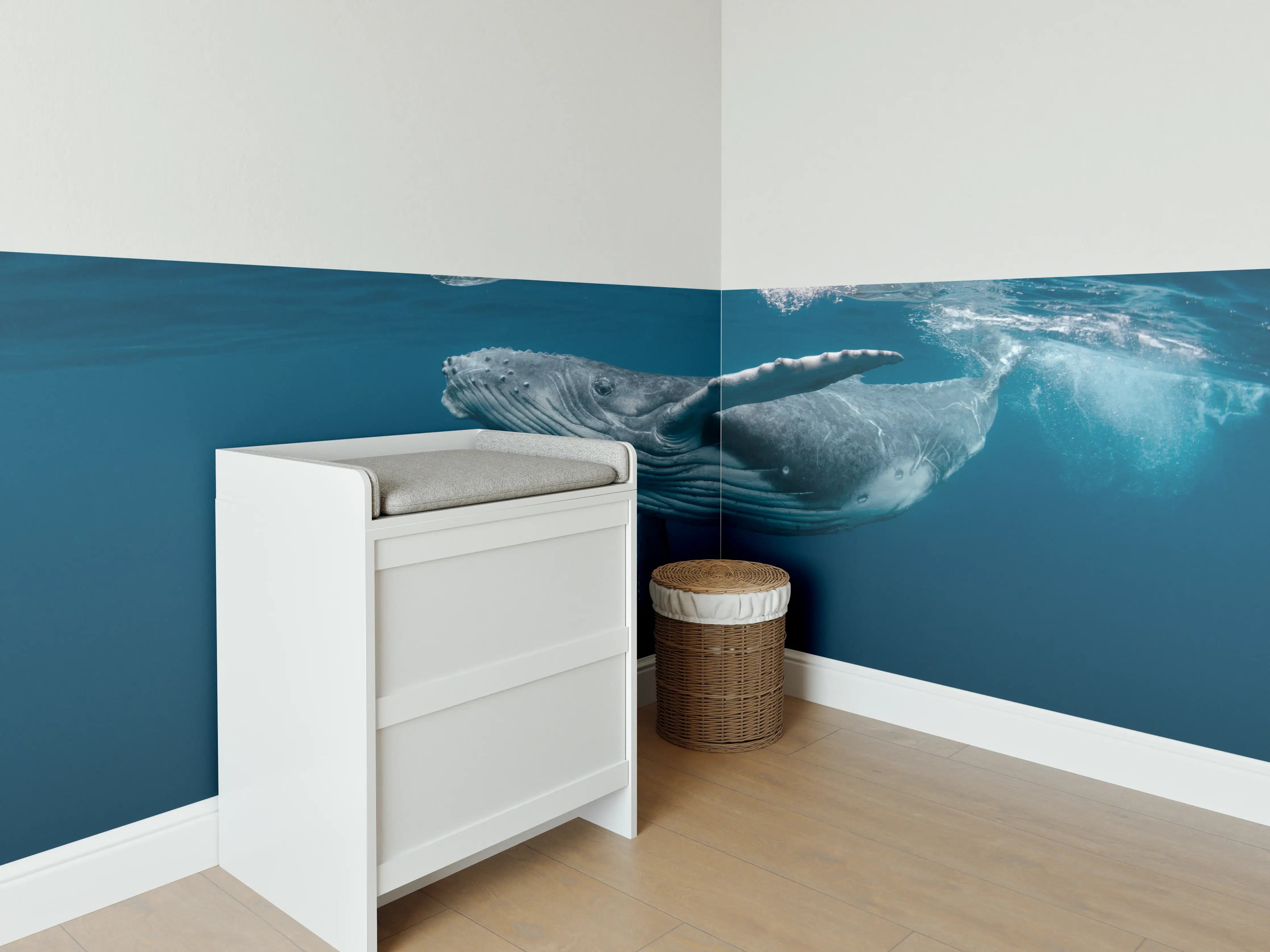 Babyzimmer Wandgestaltung - Buckelbaby - nähe Wasseroberfläche