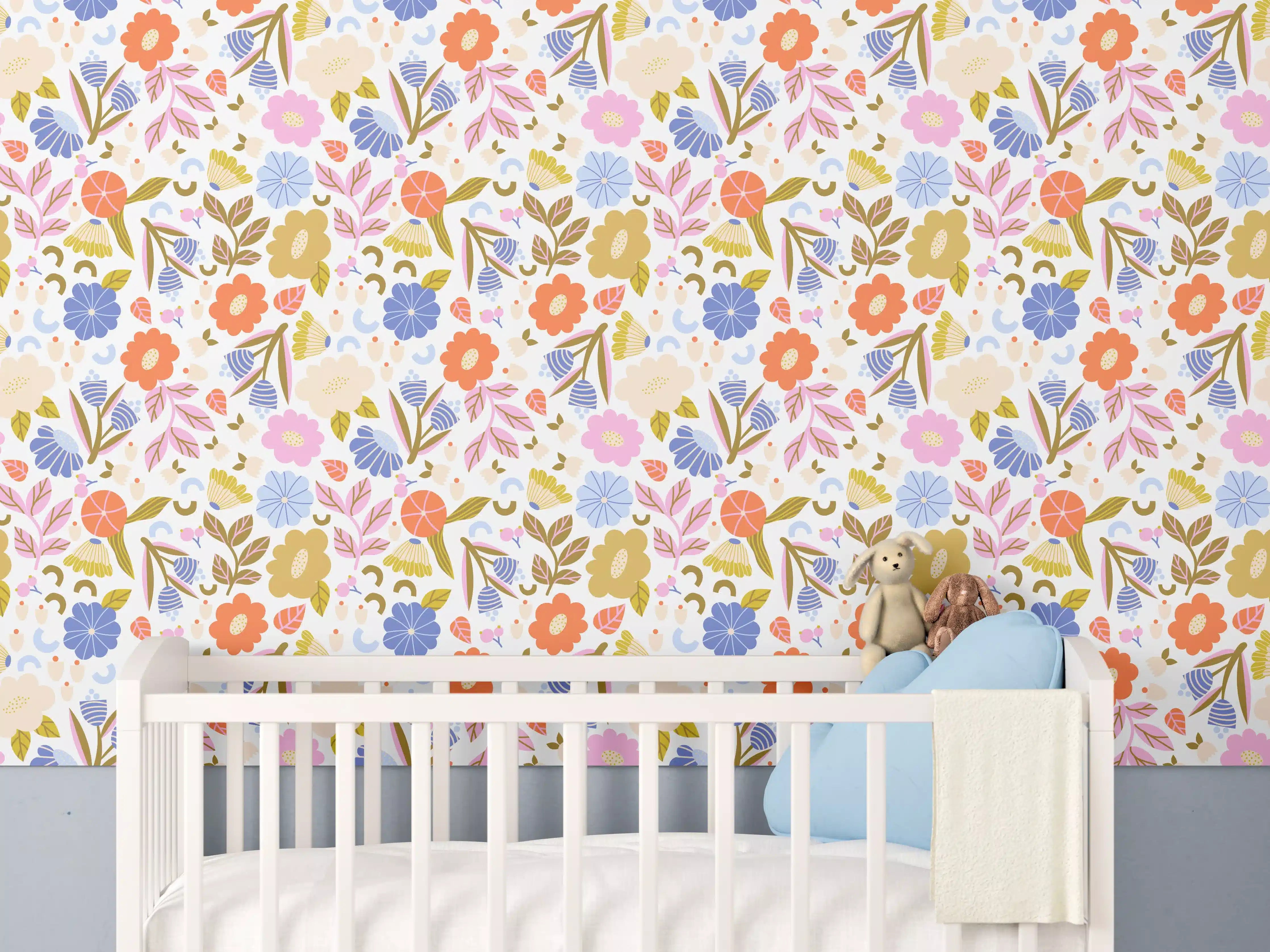 Babyzimmer Wandgestaltung - Bunte Blumenmuster mit hellen Farbtönen