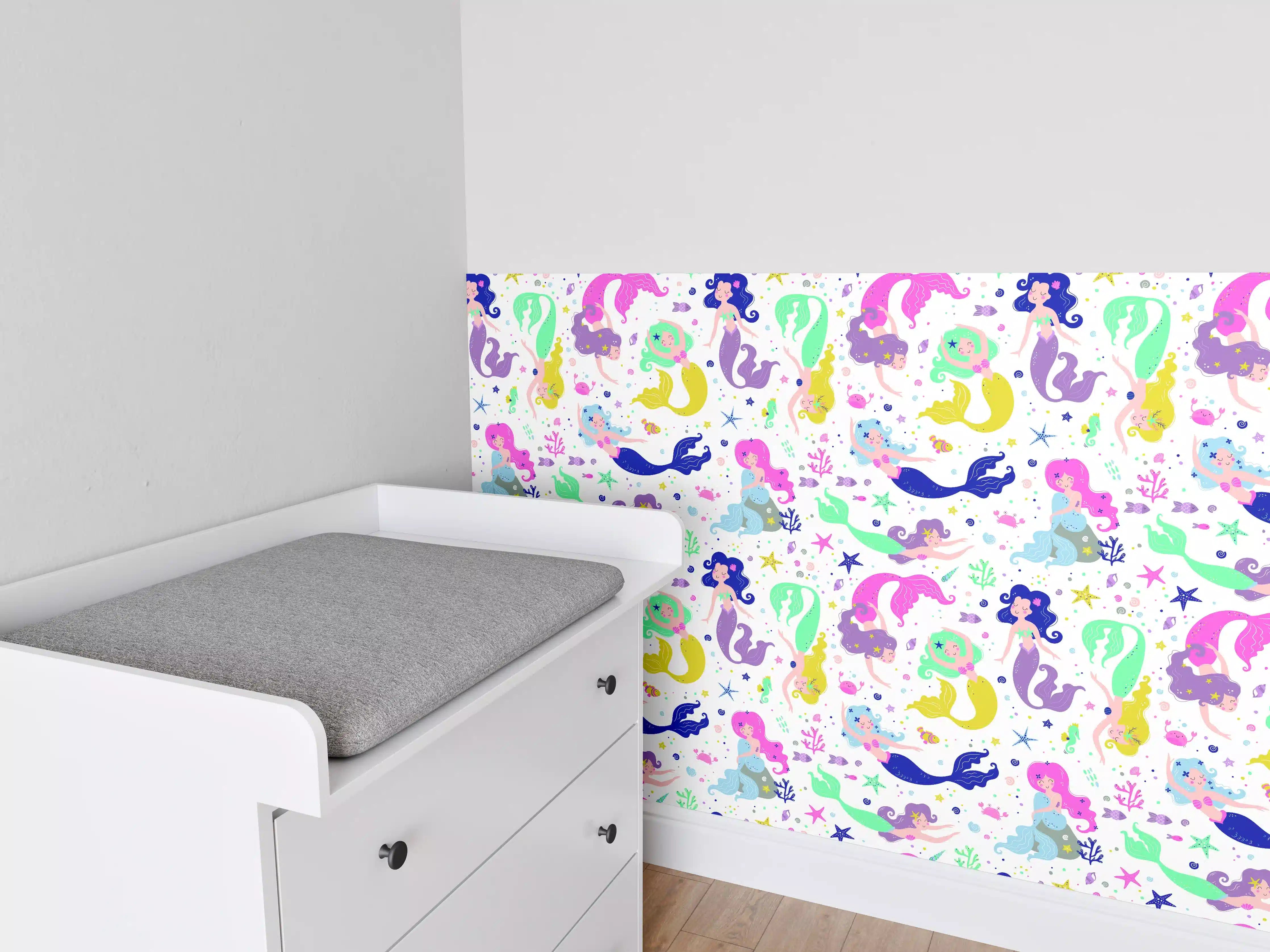 Babyzimmer Wandgestaltung - Bunte Meerjungfrauen und Meereswesen Kinderzimmerdeko