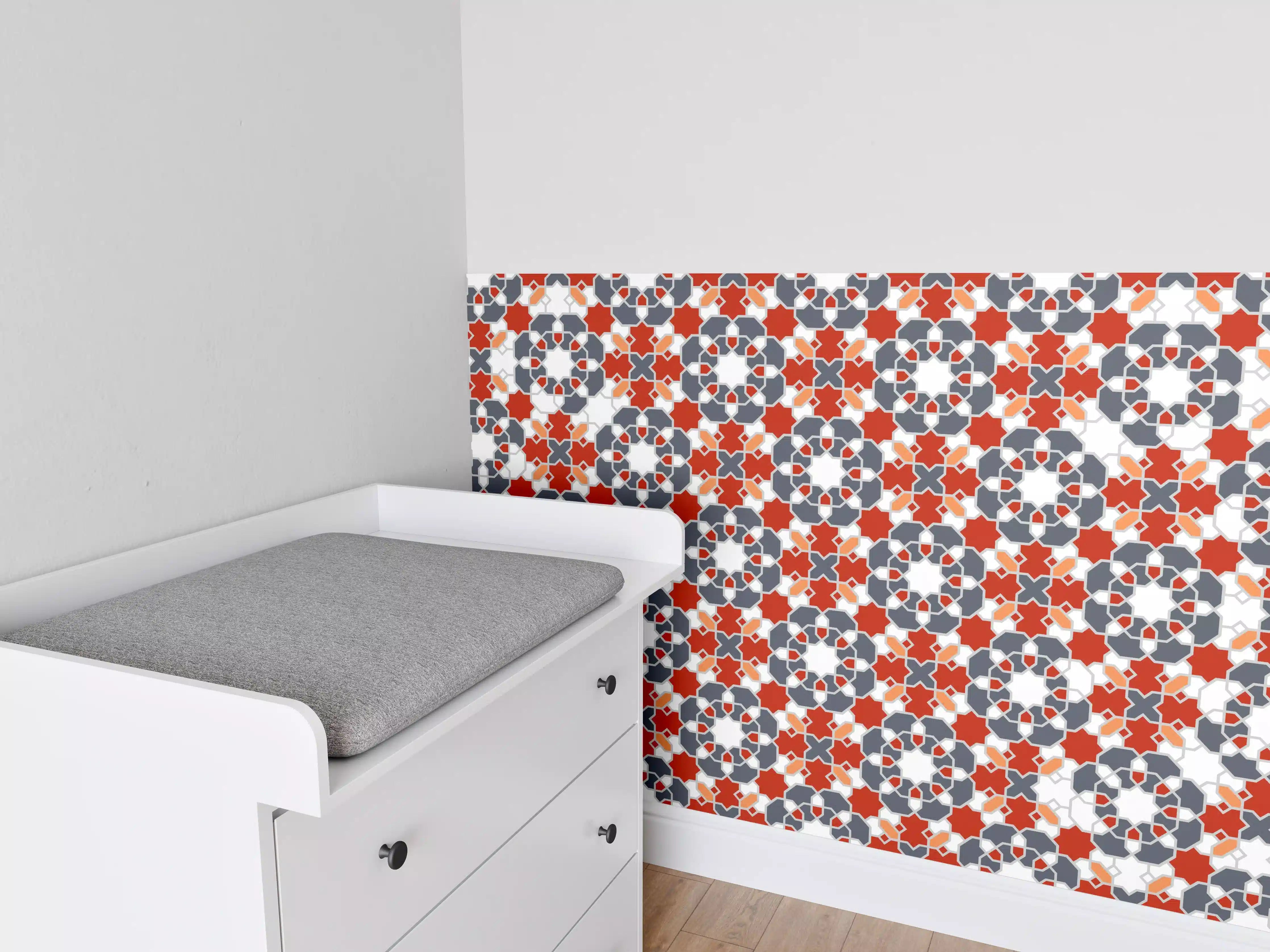 Babyzimmer Wandgestaltung - Bunte Mosaikmuster in Rot, Blau und Beige
