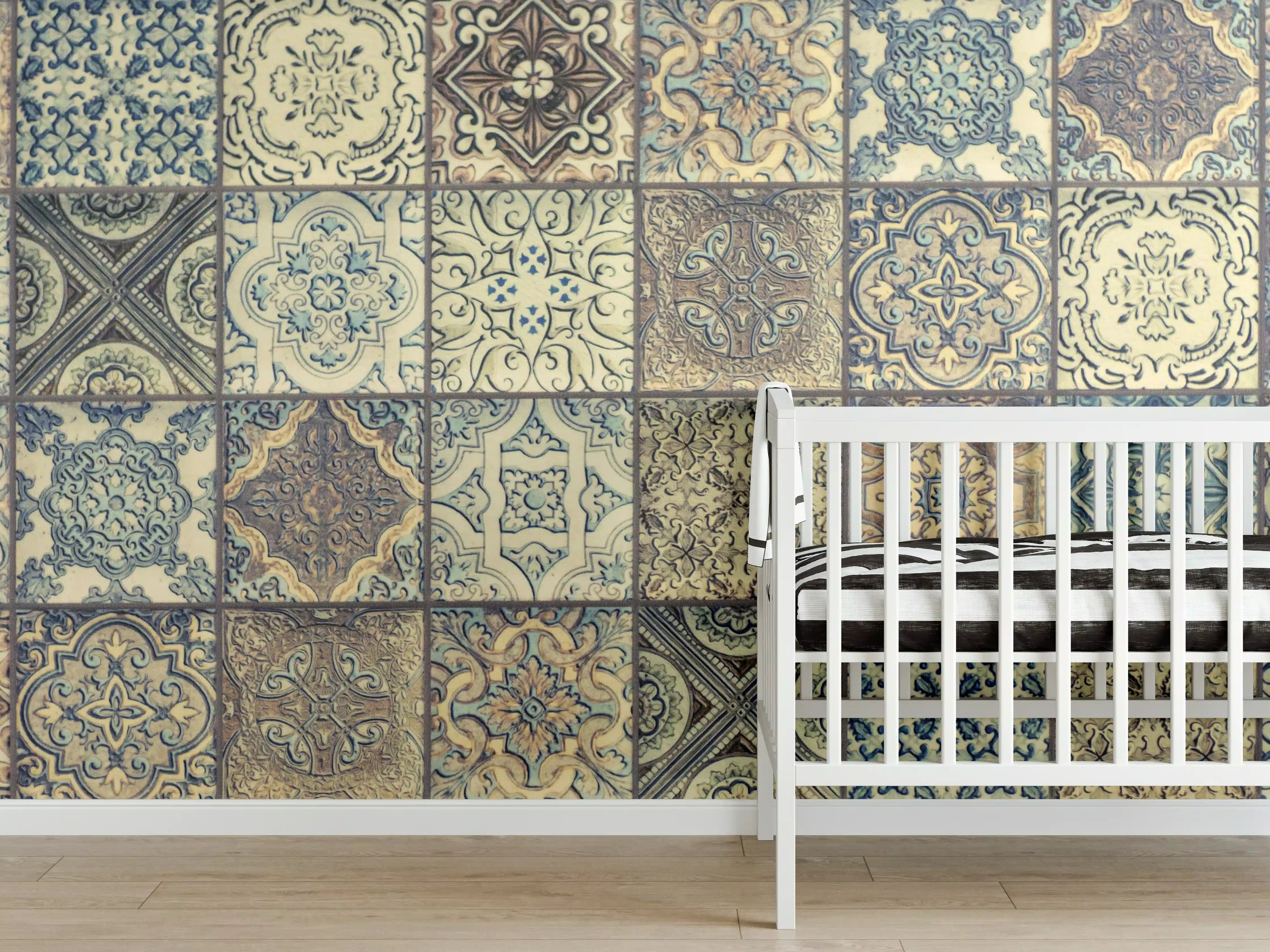 Babyzimmer Wandgestaltung - Bunte Patchwork-Fliesen in Vintage-Optik