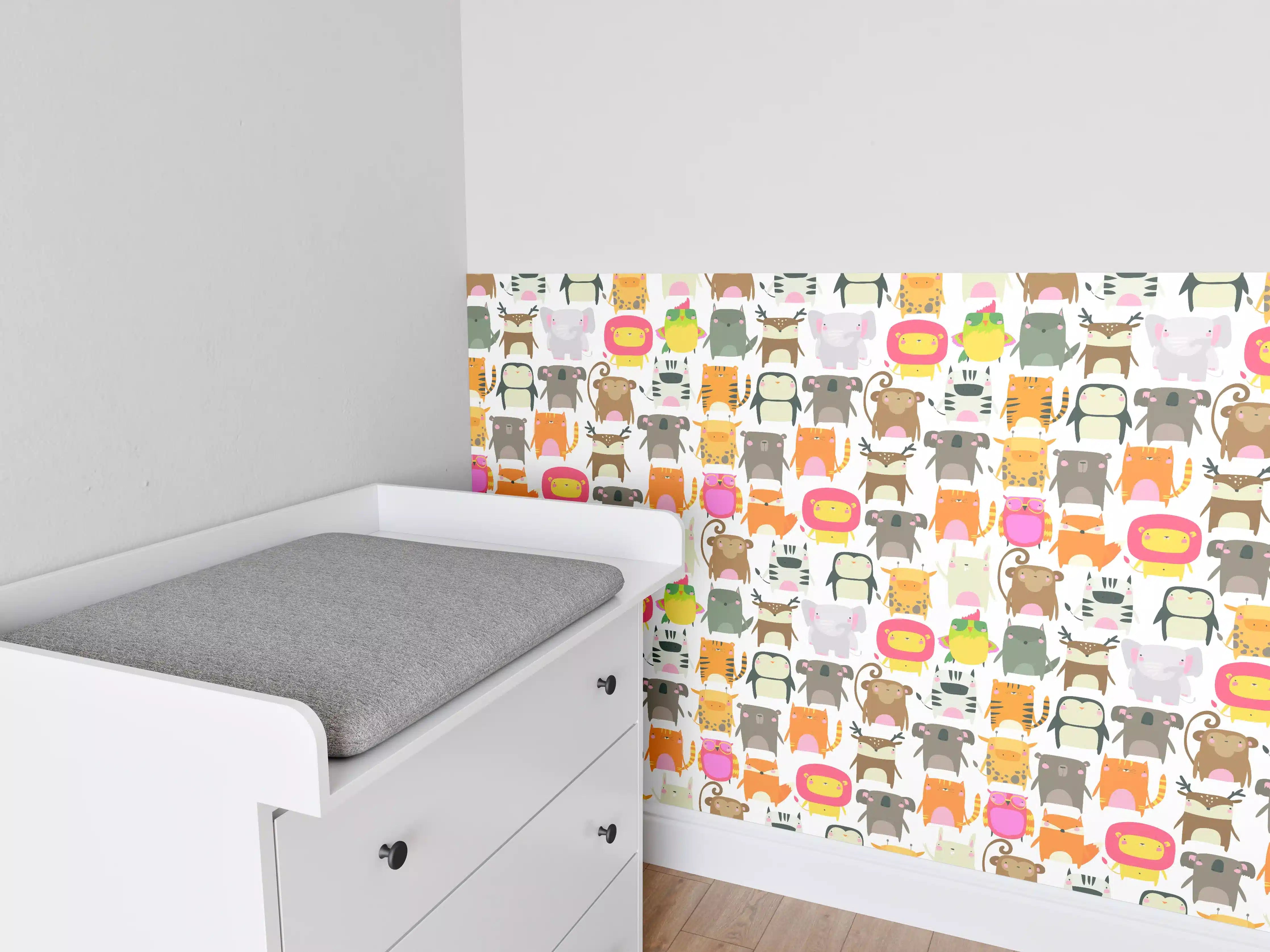 Babyzimmer Wandgestaltung - Bunte Tiermischung zur Kinderzimmergestaltung