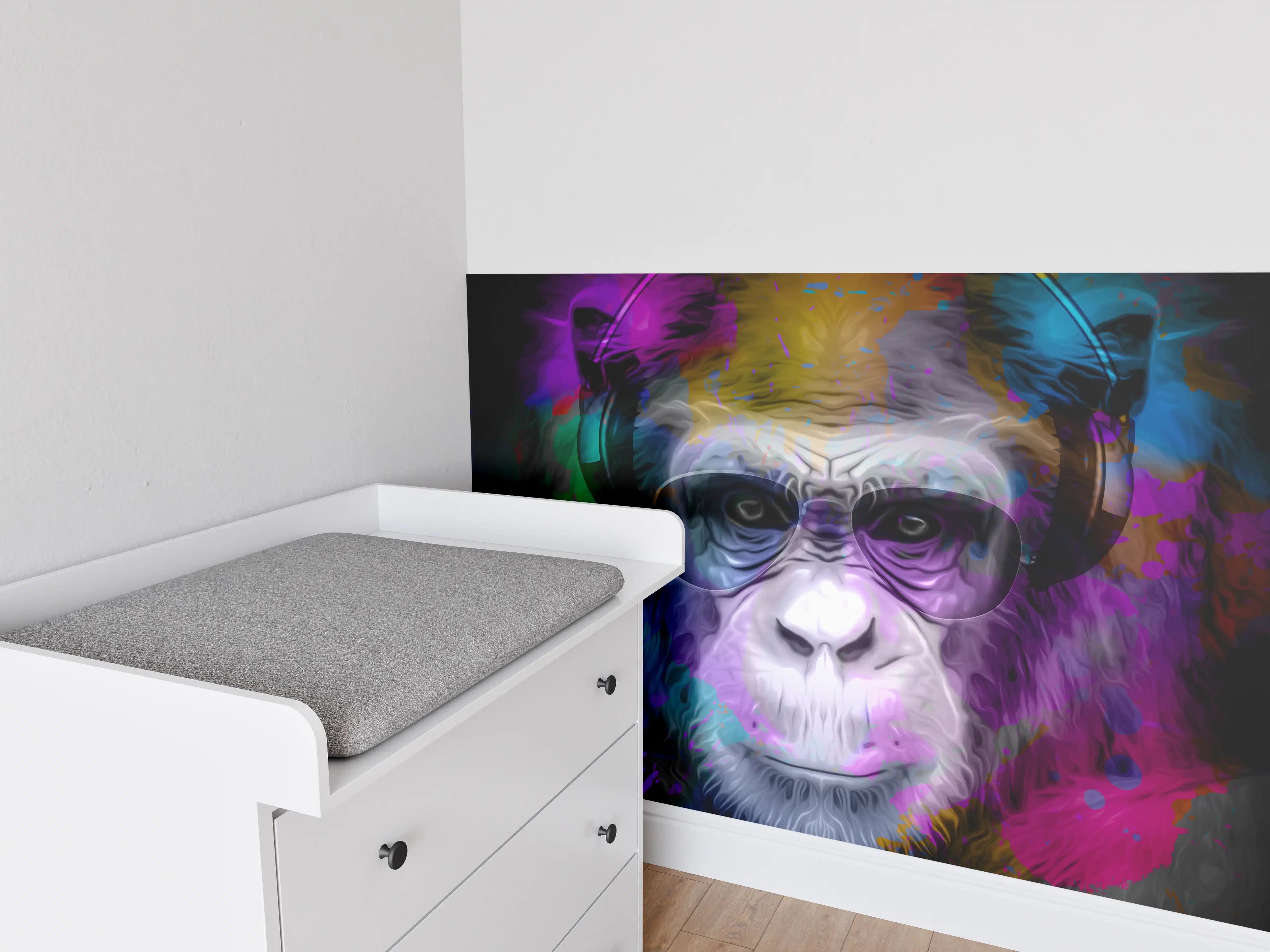 Babyzimmer Wandgestaltung - Bunter Affenkopf mit Brille und Kopfhörern