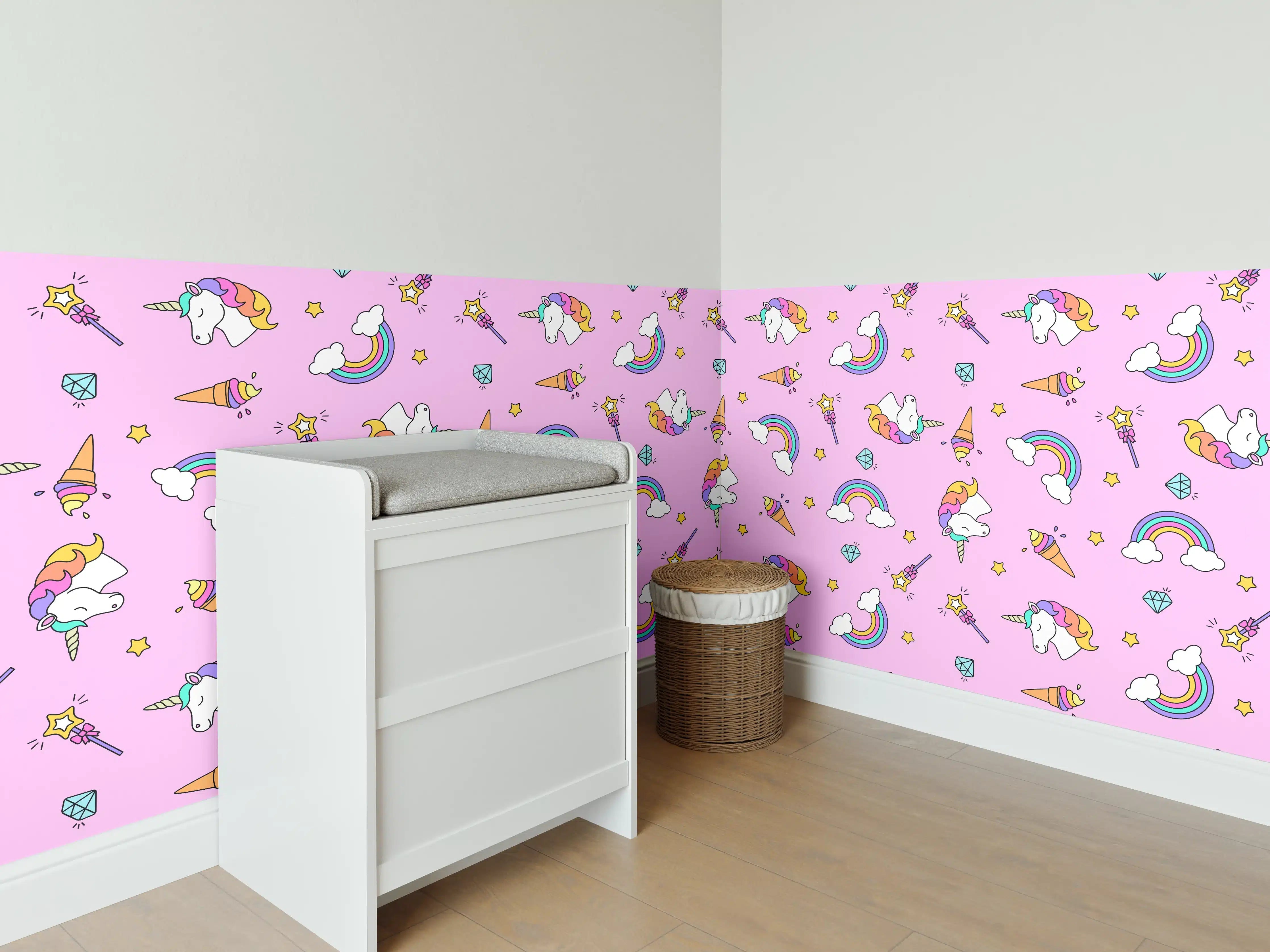 Babyzimmer Wandgestaltung - Bunter Kindertraum mit Einhörnern und Regenbögen