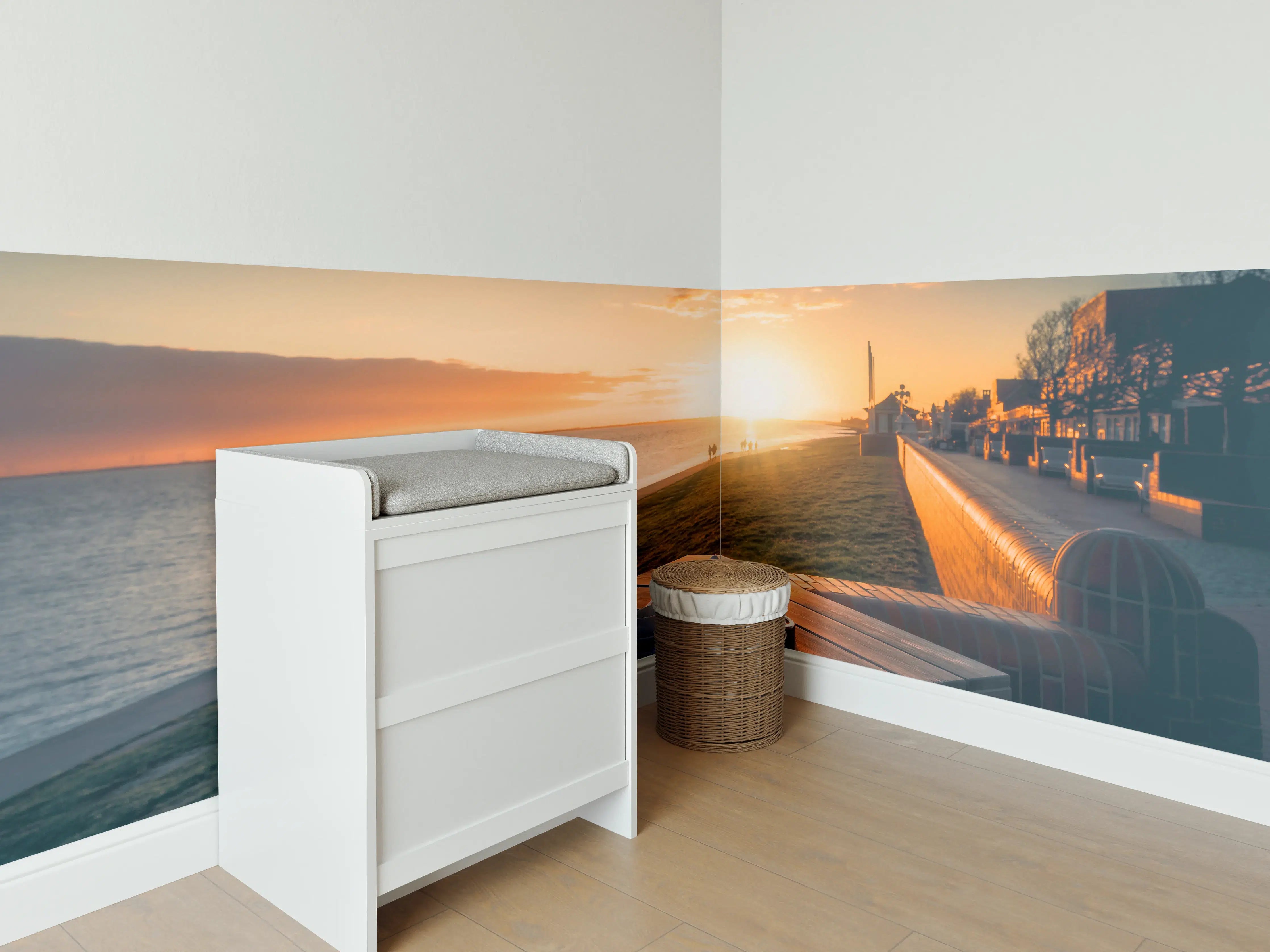 Babyzimmer Wandgestaltung - Cafe am sonnigen Südstrand - Wilhelmshaven