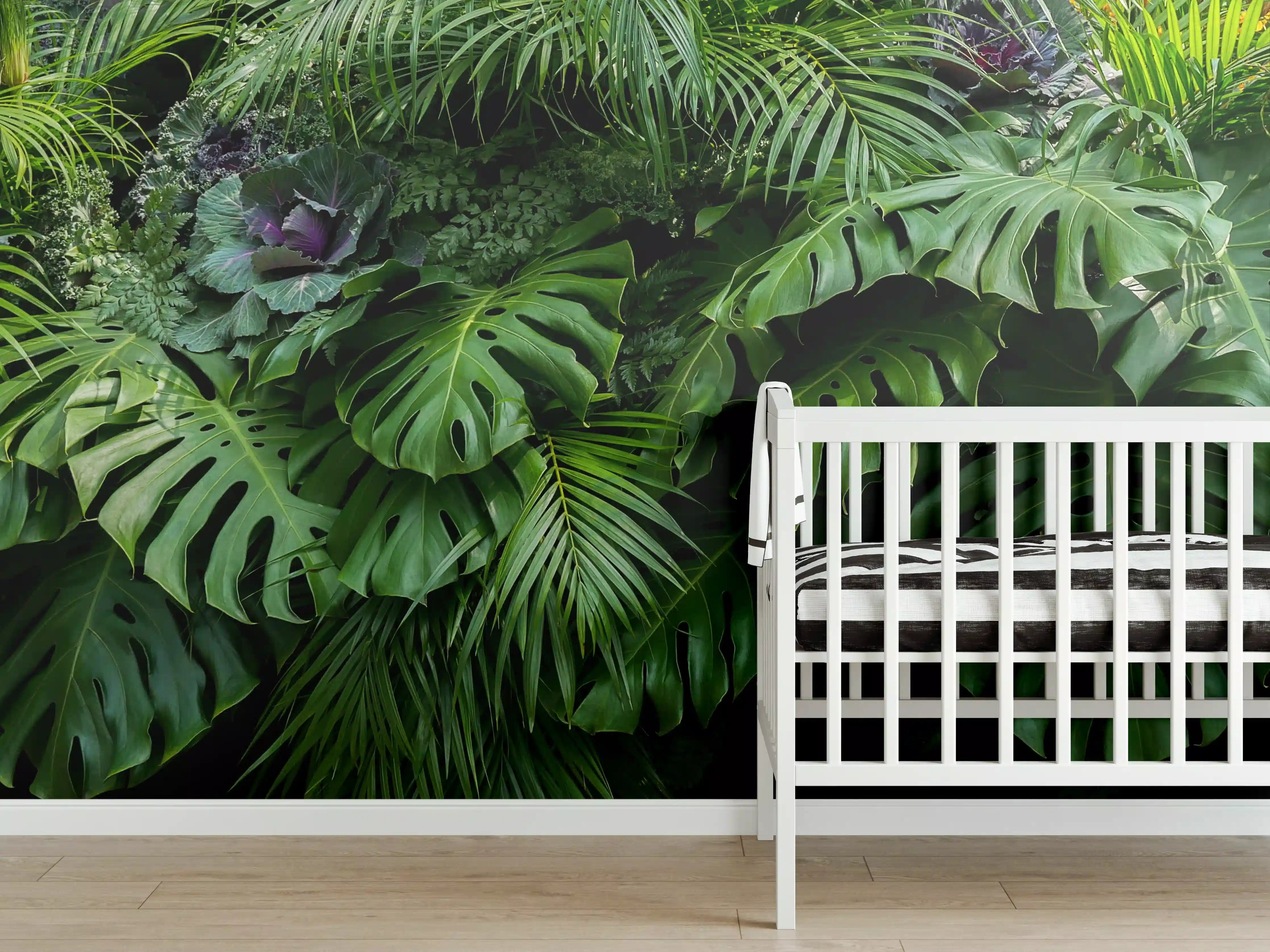 Babyzimmer Wandgestaltung - Dschungel aus tropischen Blättern