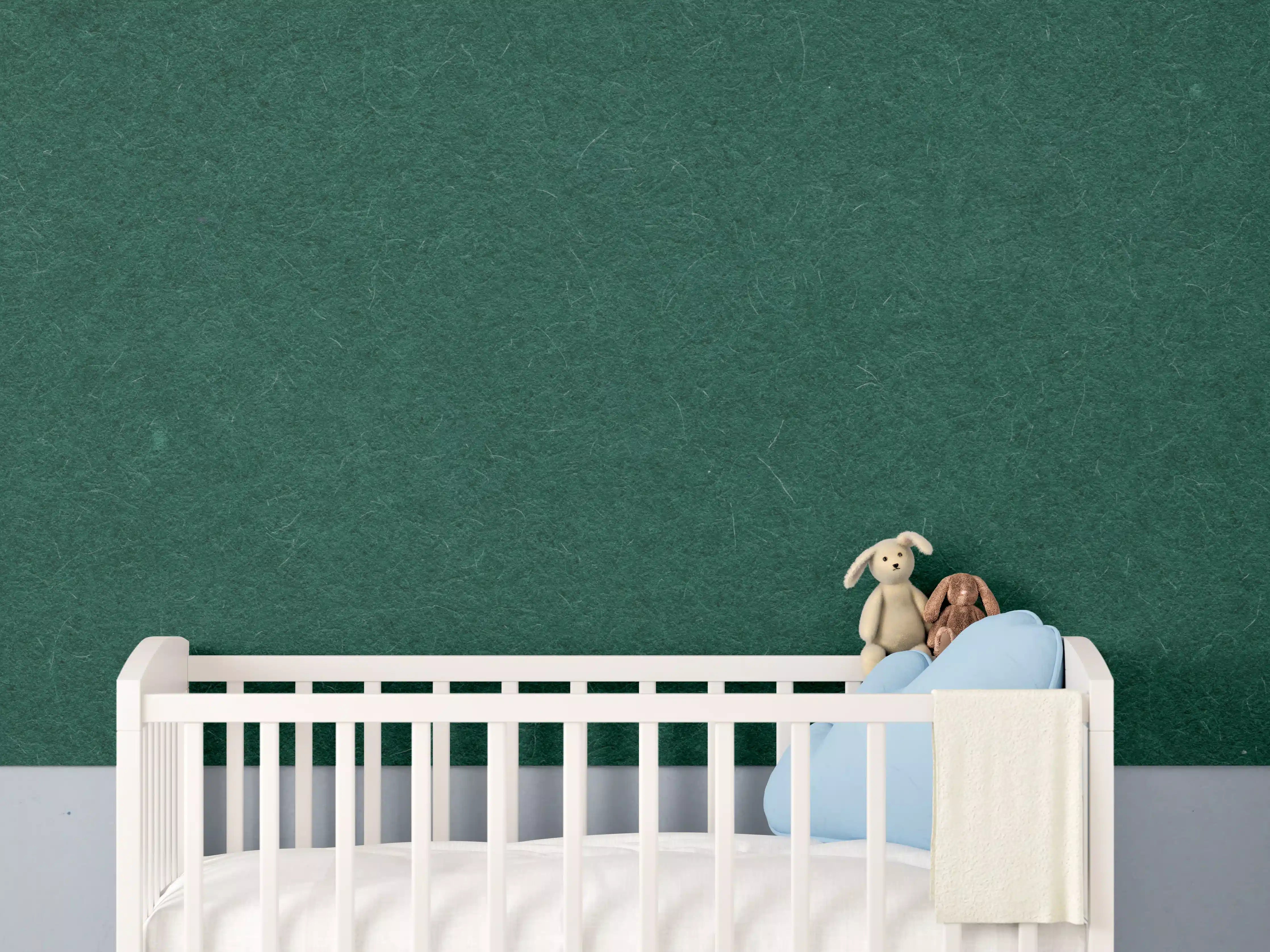 Babyzimmer Wandgestaltung - Dunkelgrüner Pflanzenhintergrund mit feiner Textur