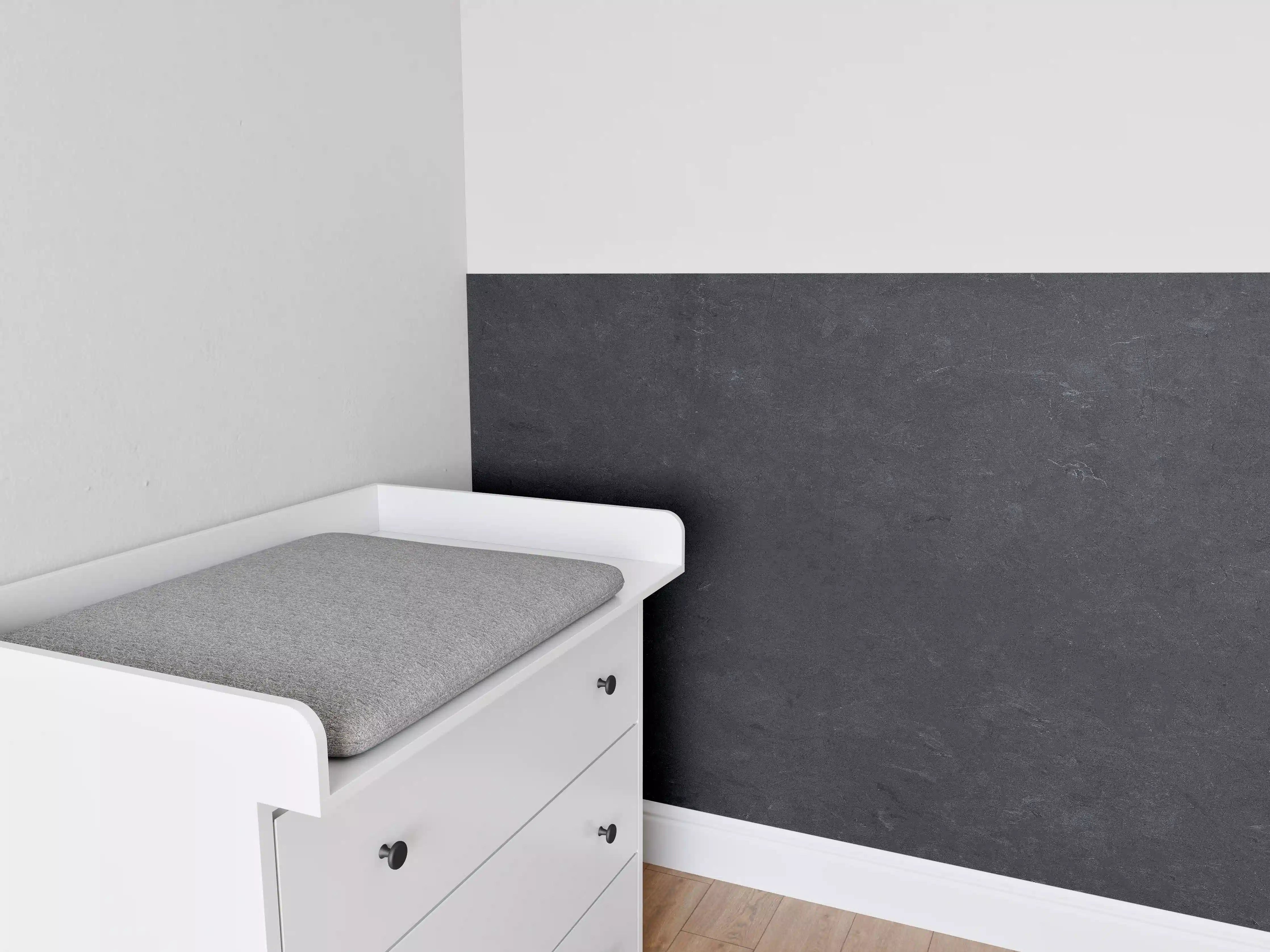 Babyzimmer Wandgestaltung - Dunkle Stein- oder Schieferwand