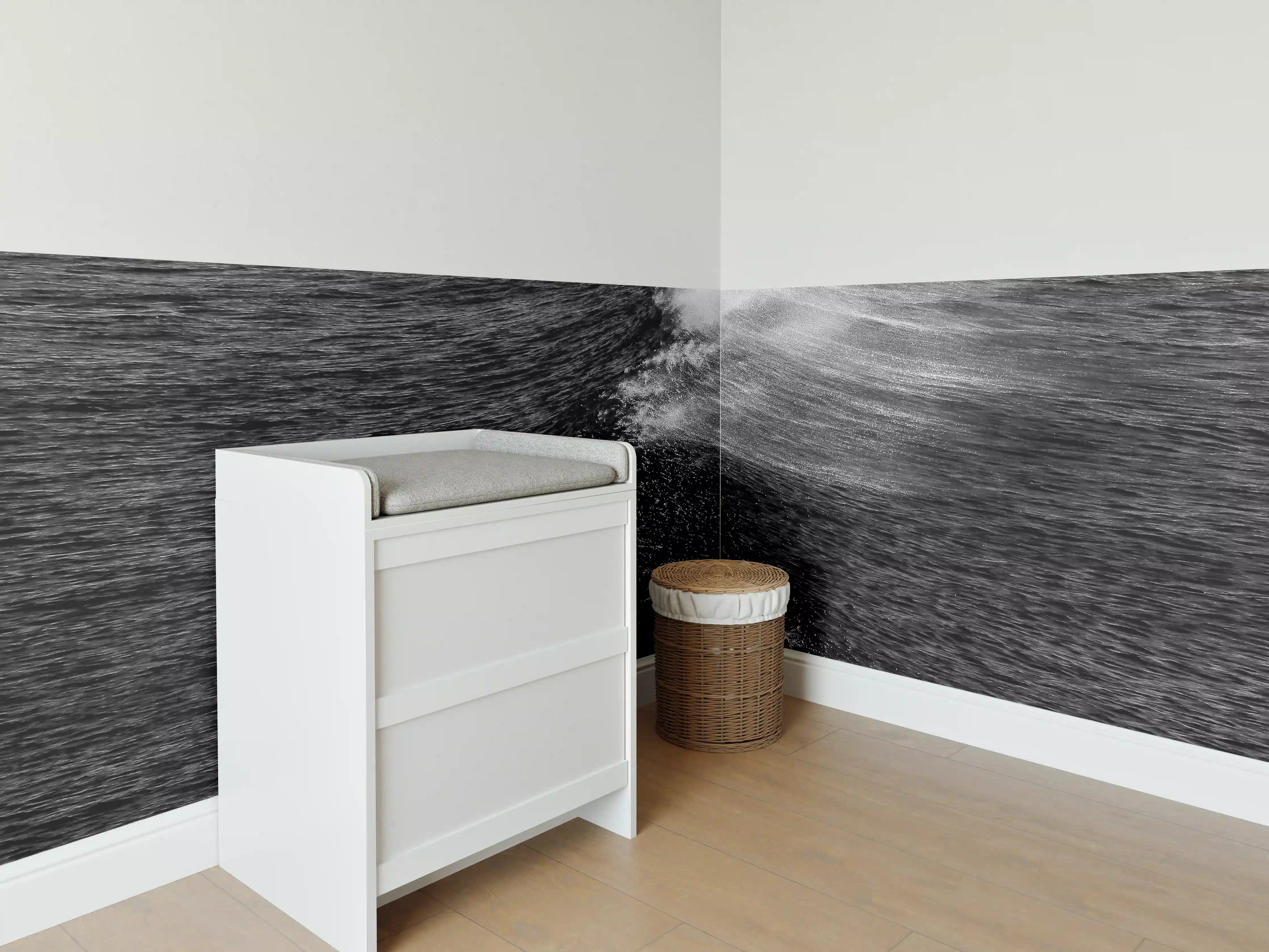 Babyzimmer Wandgestaltung - Dynamische Meerwellen Monochrom