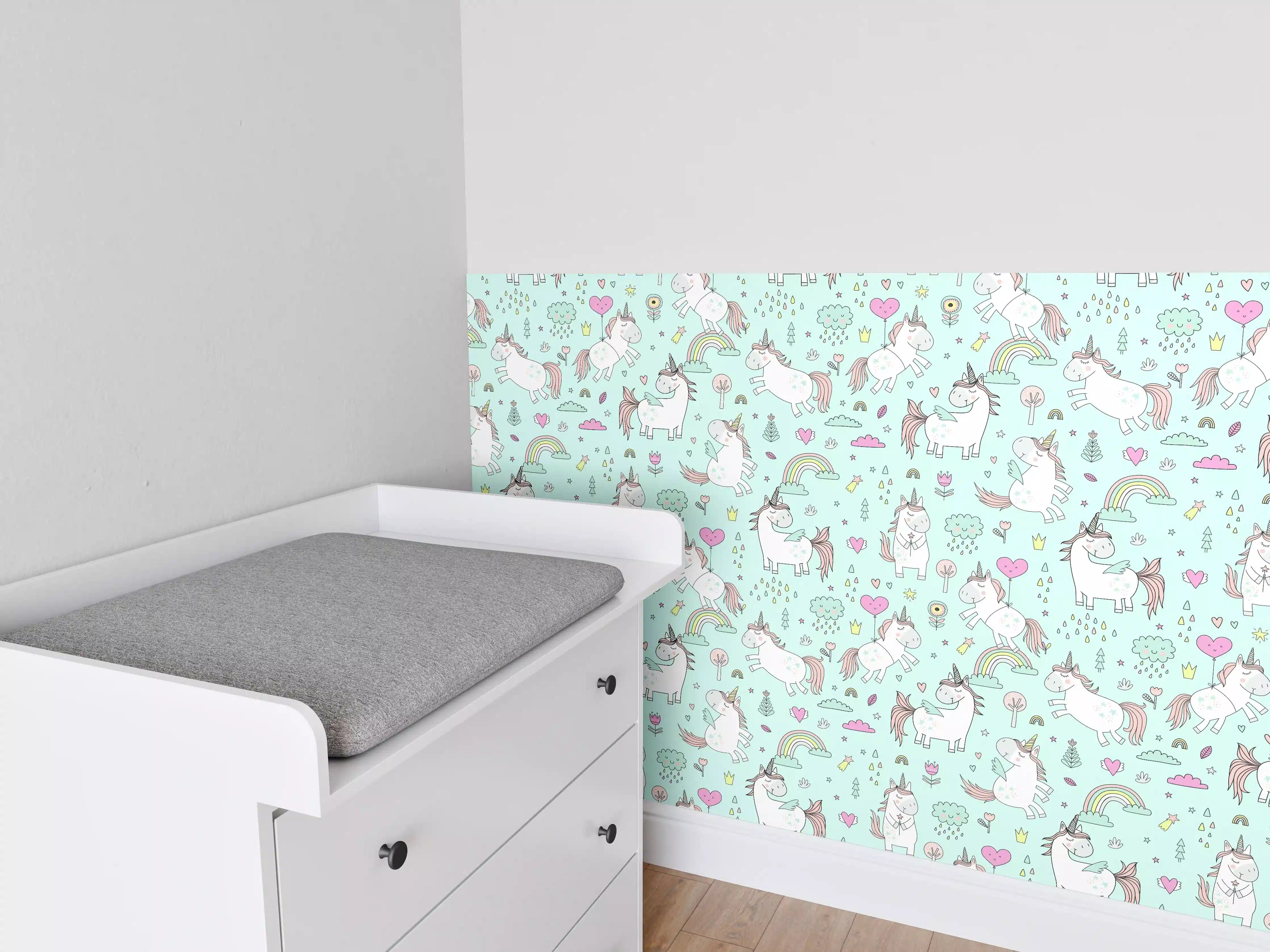 Babyzimmer Wandgestaltung - Einhörner und Regenbögen in Pastellfarben