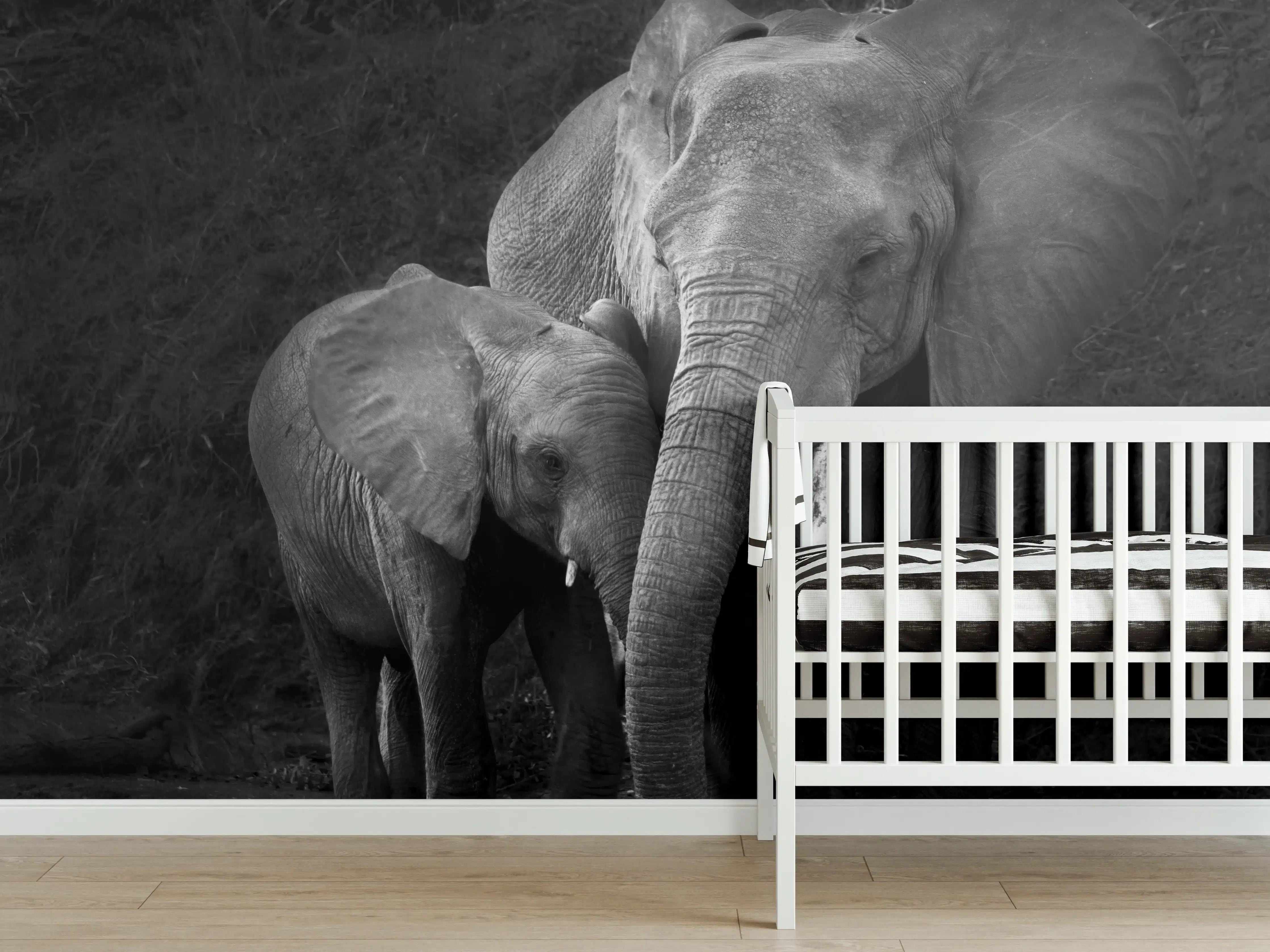 Babyzimmer Wandgestaltung - Elefanten in der Natur - schwarz-weiß