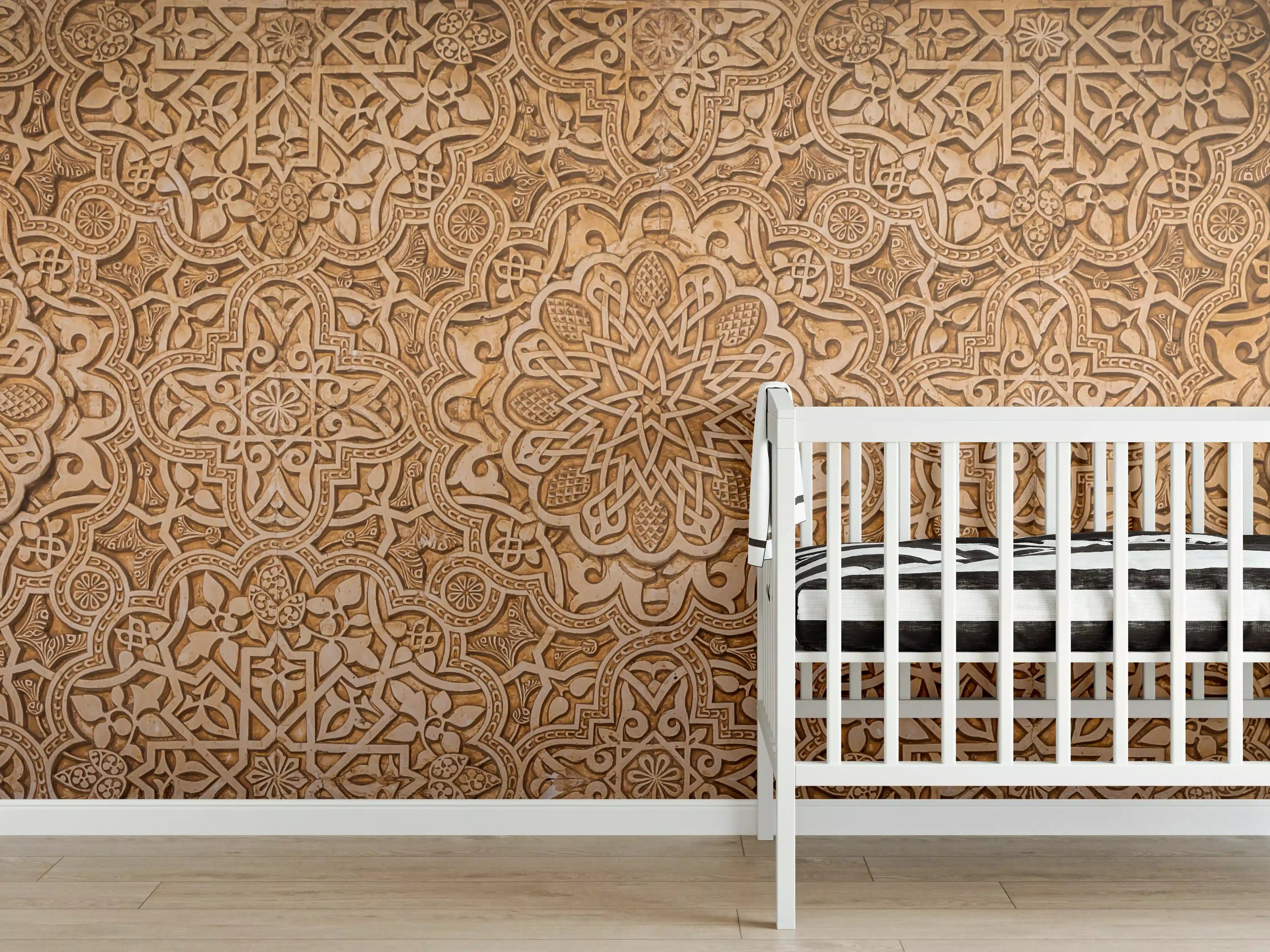 Babyzimmer Wandgestaltung - Elegante Holzmaserung mit floralem Muster