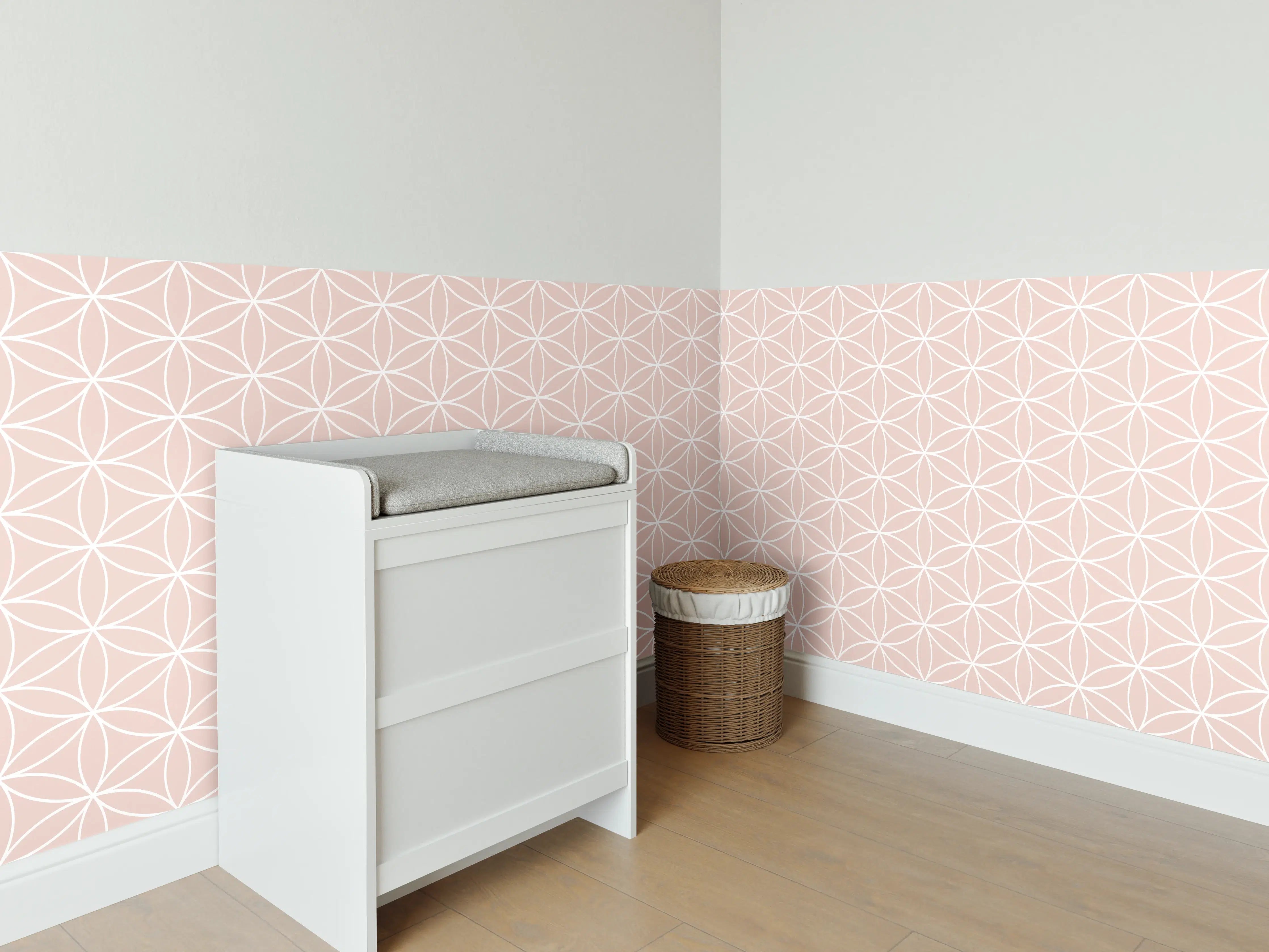 Babyzimmer Wandgestaltung - Eleganter Weiß-Grau-Marmor mit zarten Graunuancen