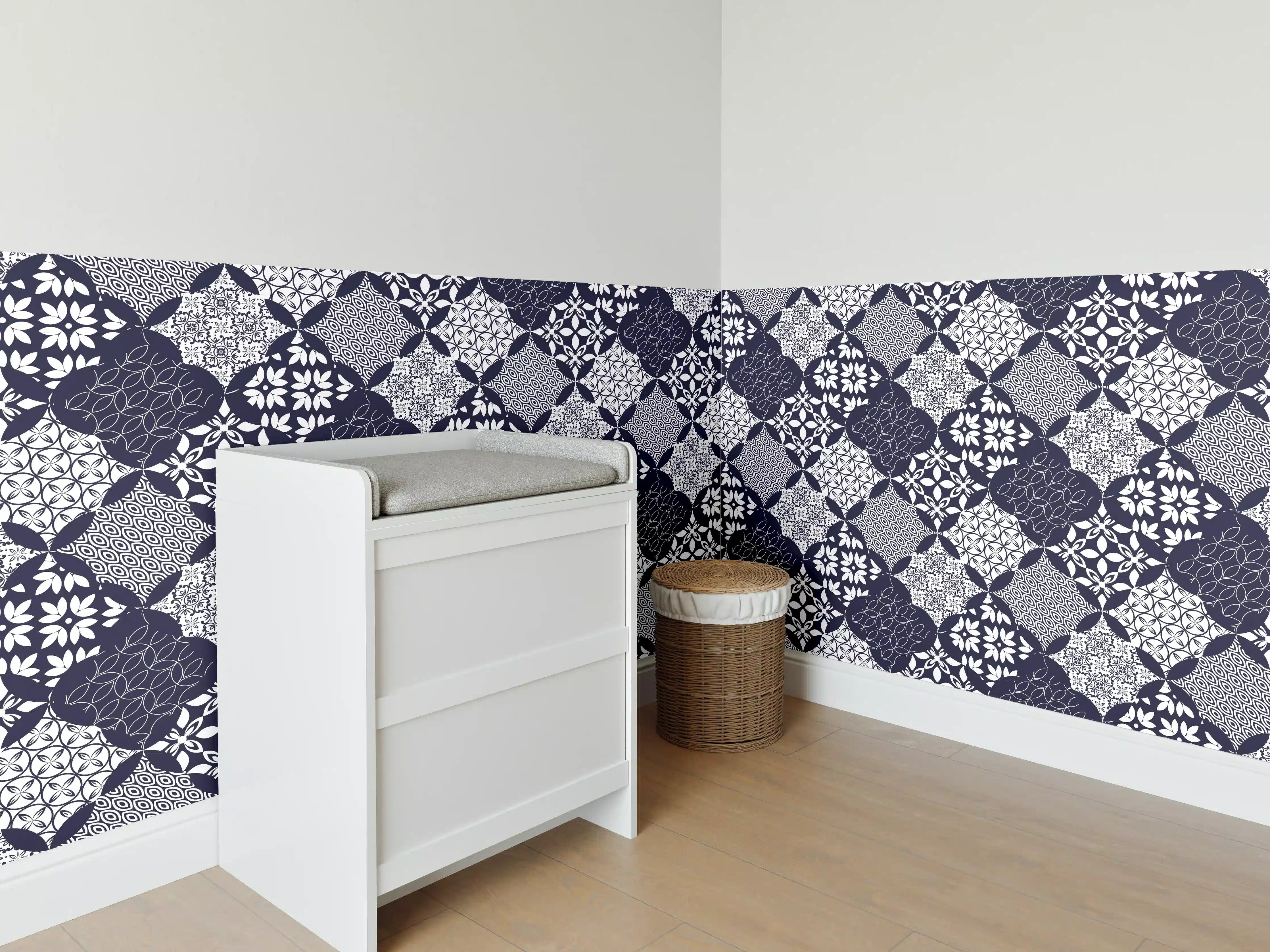 Babyzimmer Wandgestaltung - Elegantes Blau-Weiß-Grau Muster