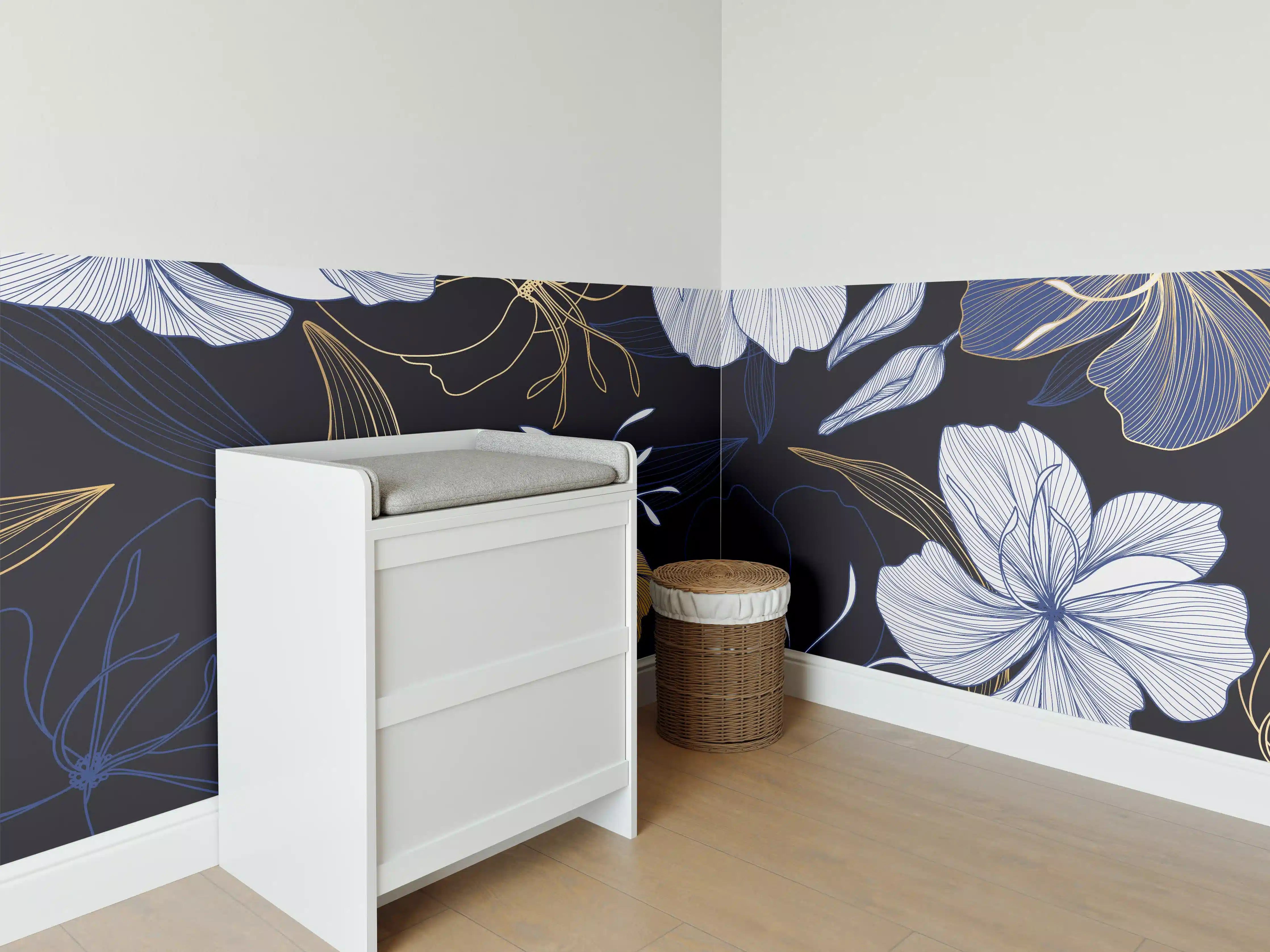 Babyzimmer Wandgestaltung - Elegantes Blumen-Muster Dunkelblau